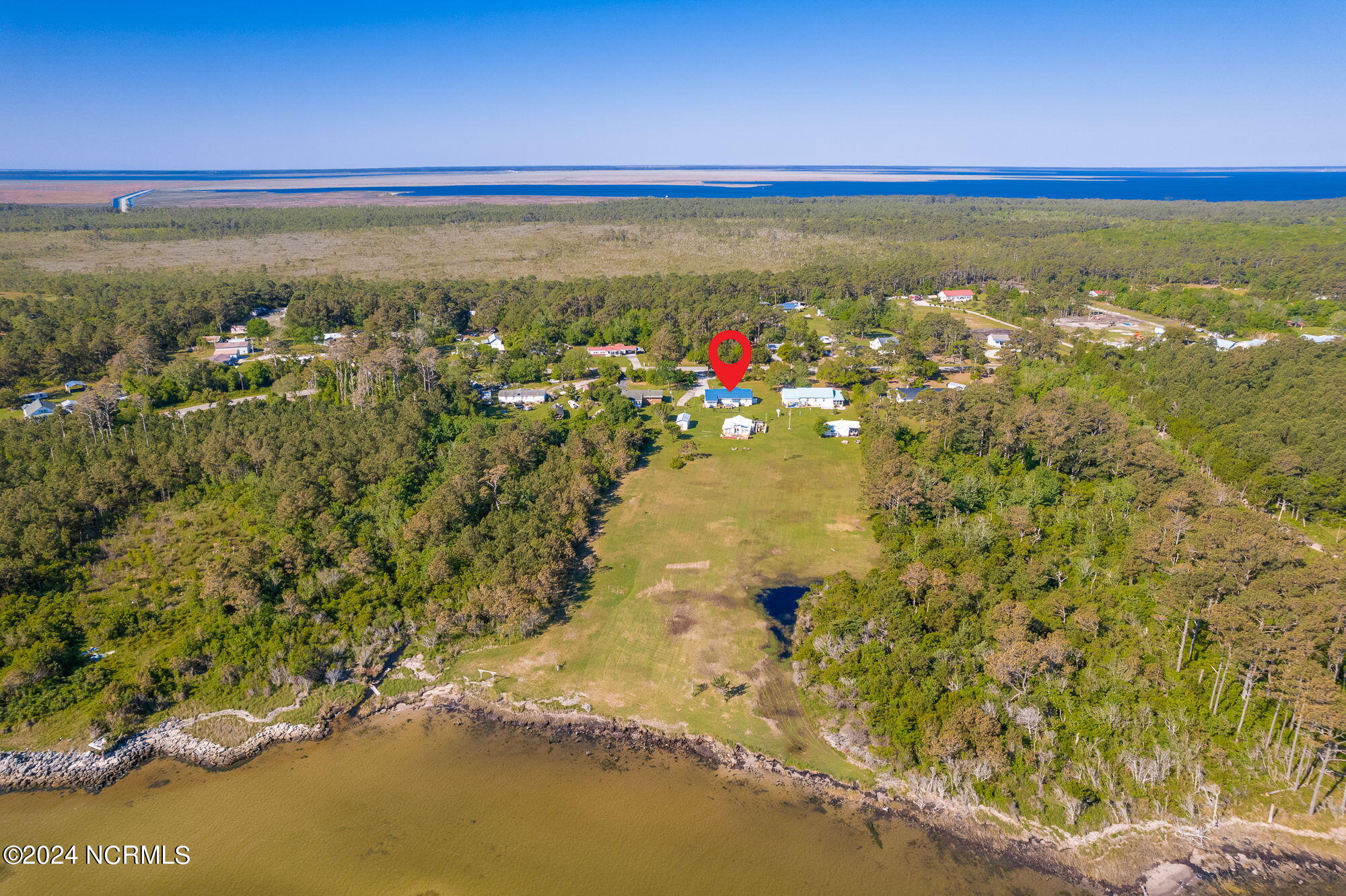 2604 Cedar Island Road Property Photo 7