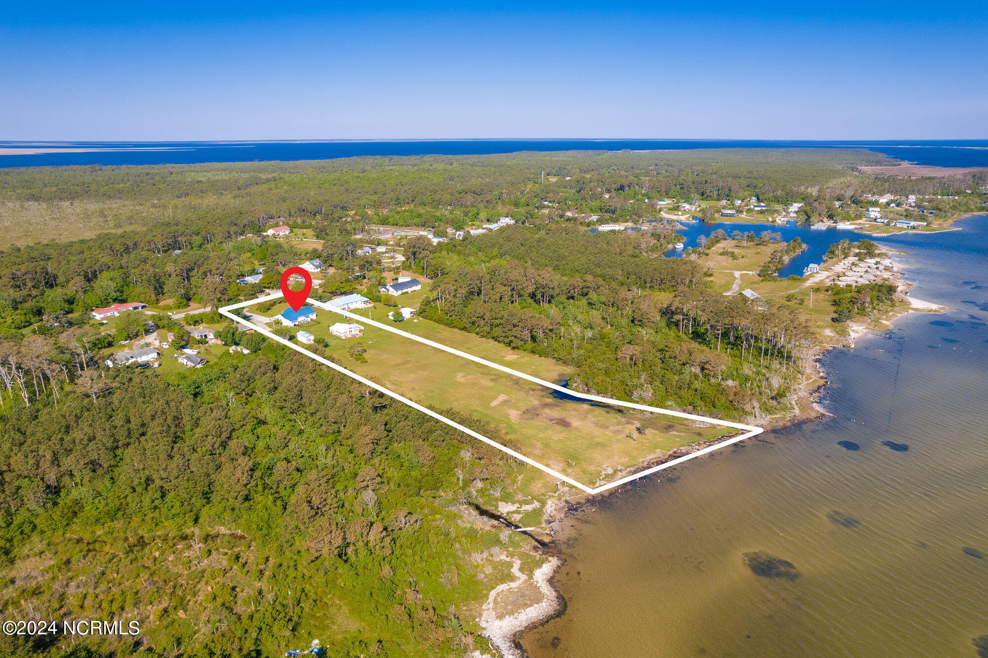 2604 Cedar Island Road Property Photo 8