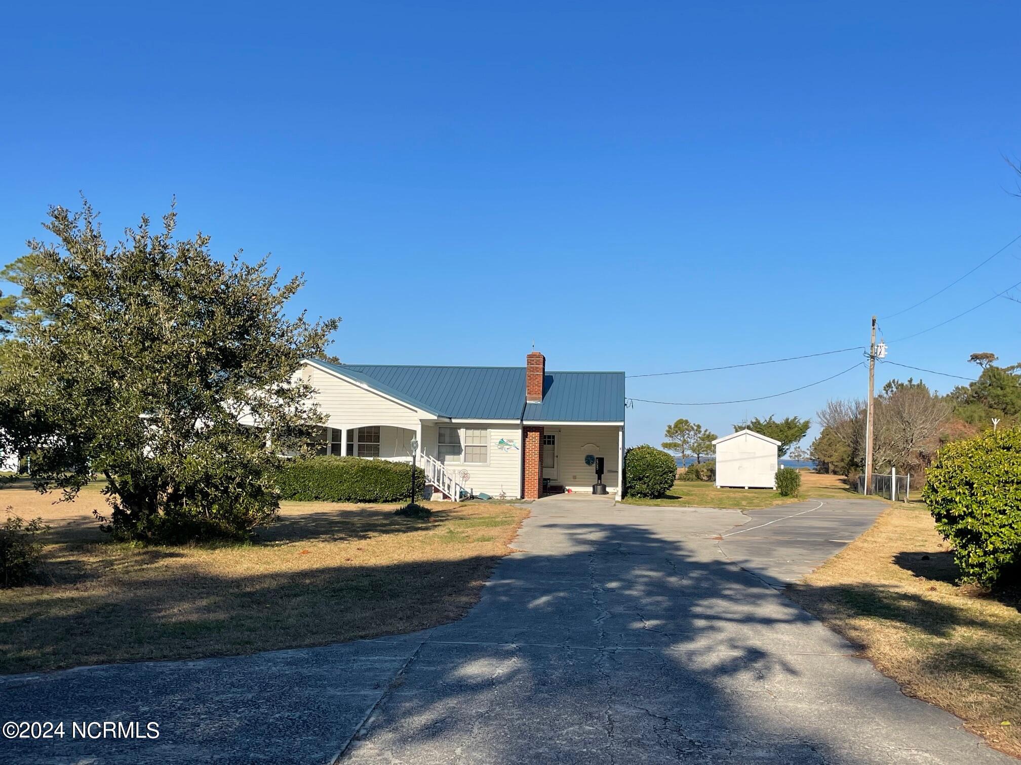 2604 Cedar Island Road Property Photo 11