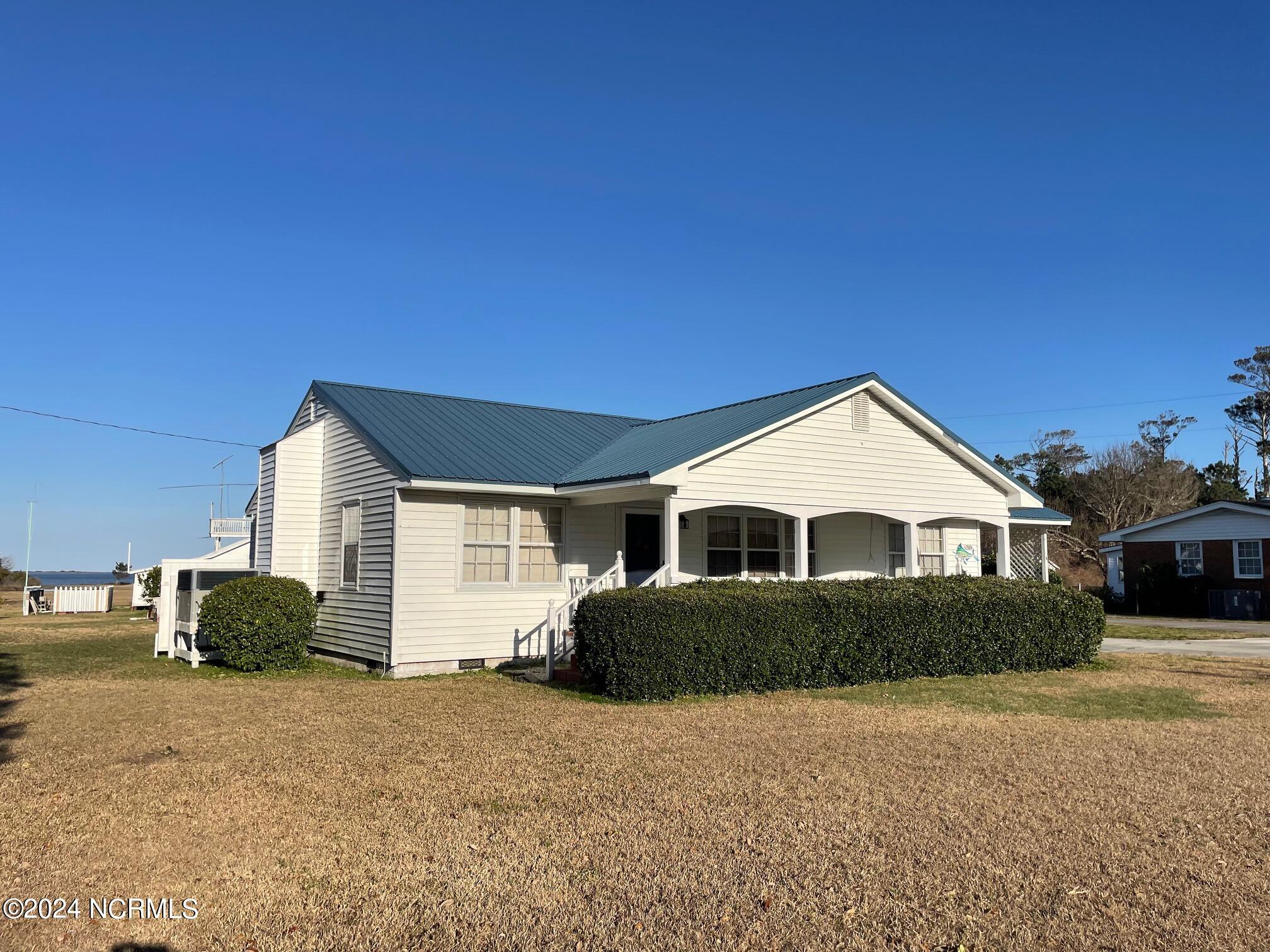 2604 Cedar Island Road Property Photo 13