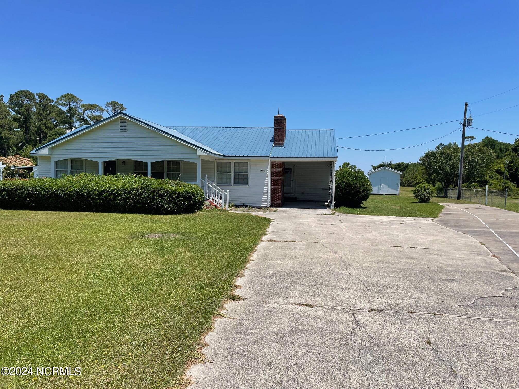 2604 Cedar Island Road Property Photo 15