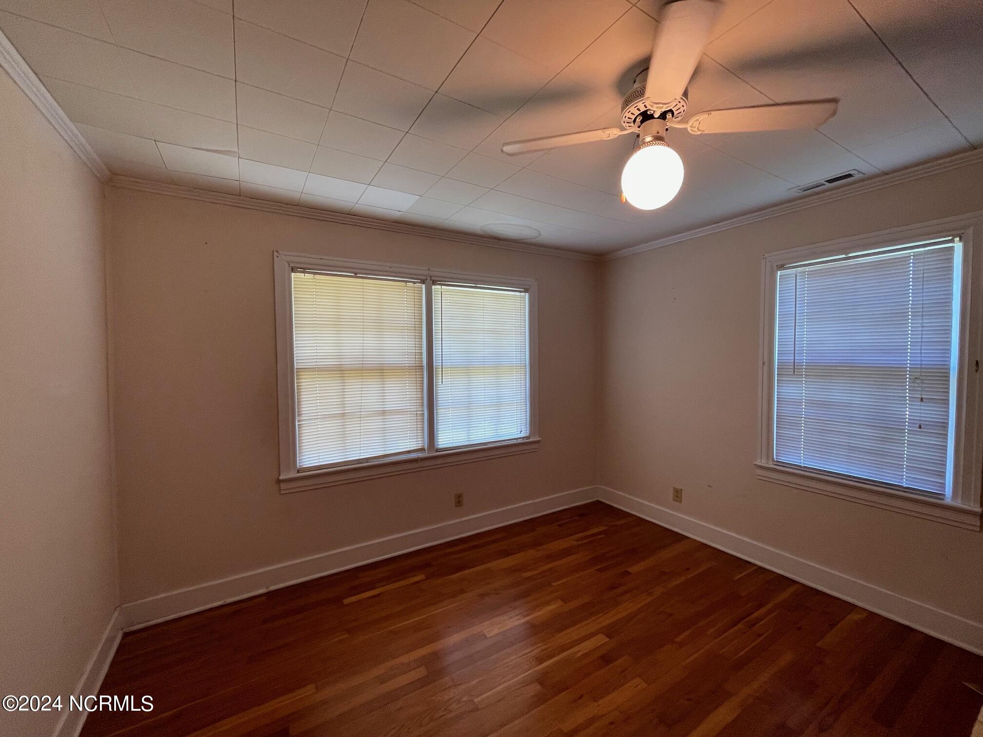 2604 Cedar Island Road Property Photo 29
