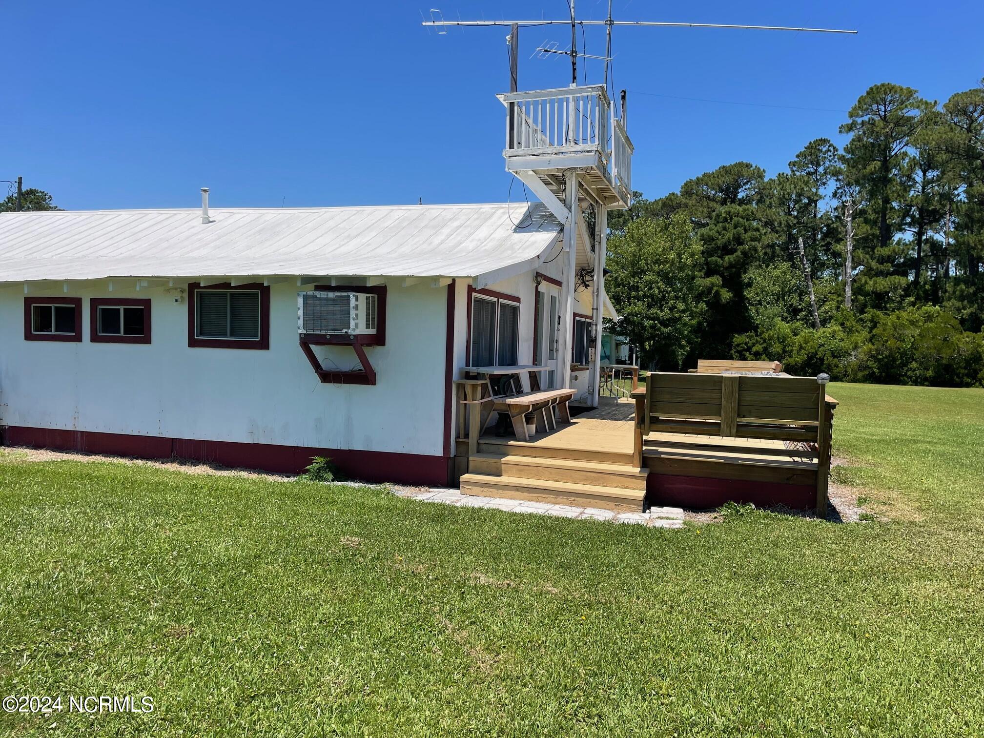 2604 Cedar Island Road Property Photo 43