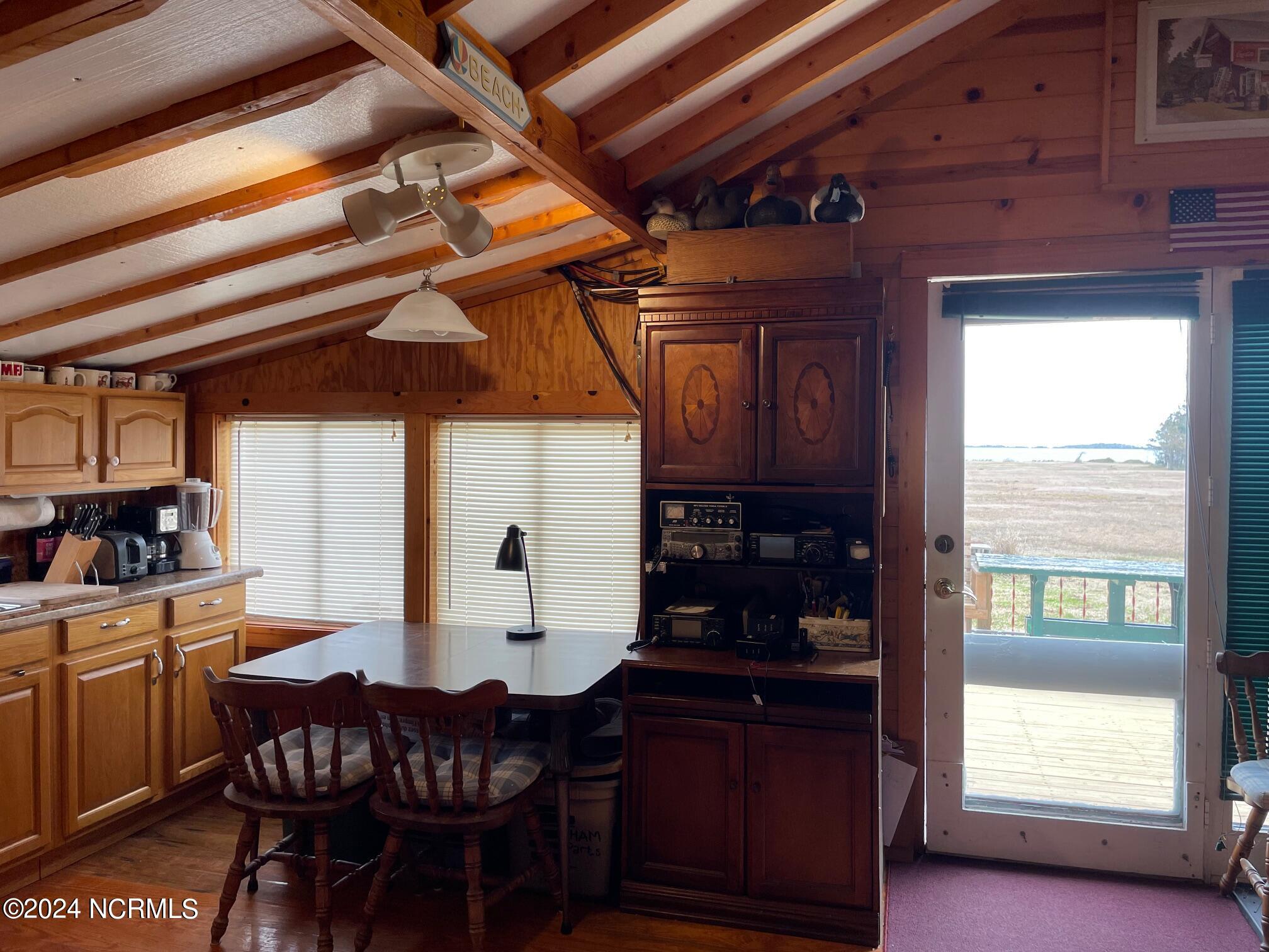 2604 Cedar Island Road Property Photo 51