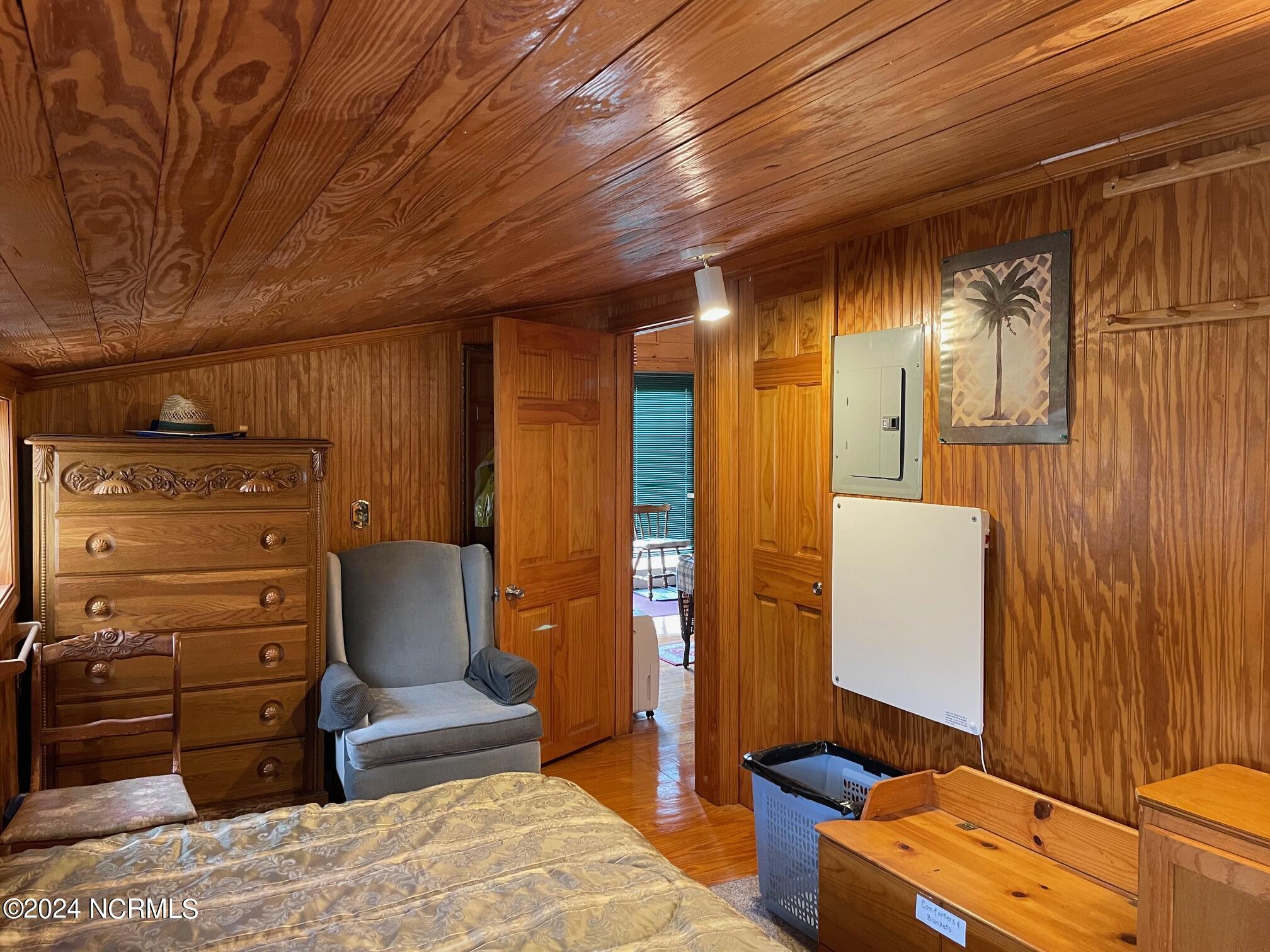2604 Cedar Island Road Property Photo 55