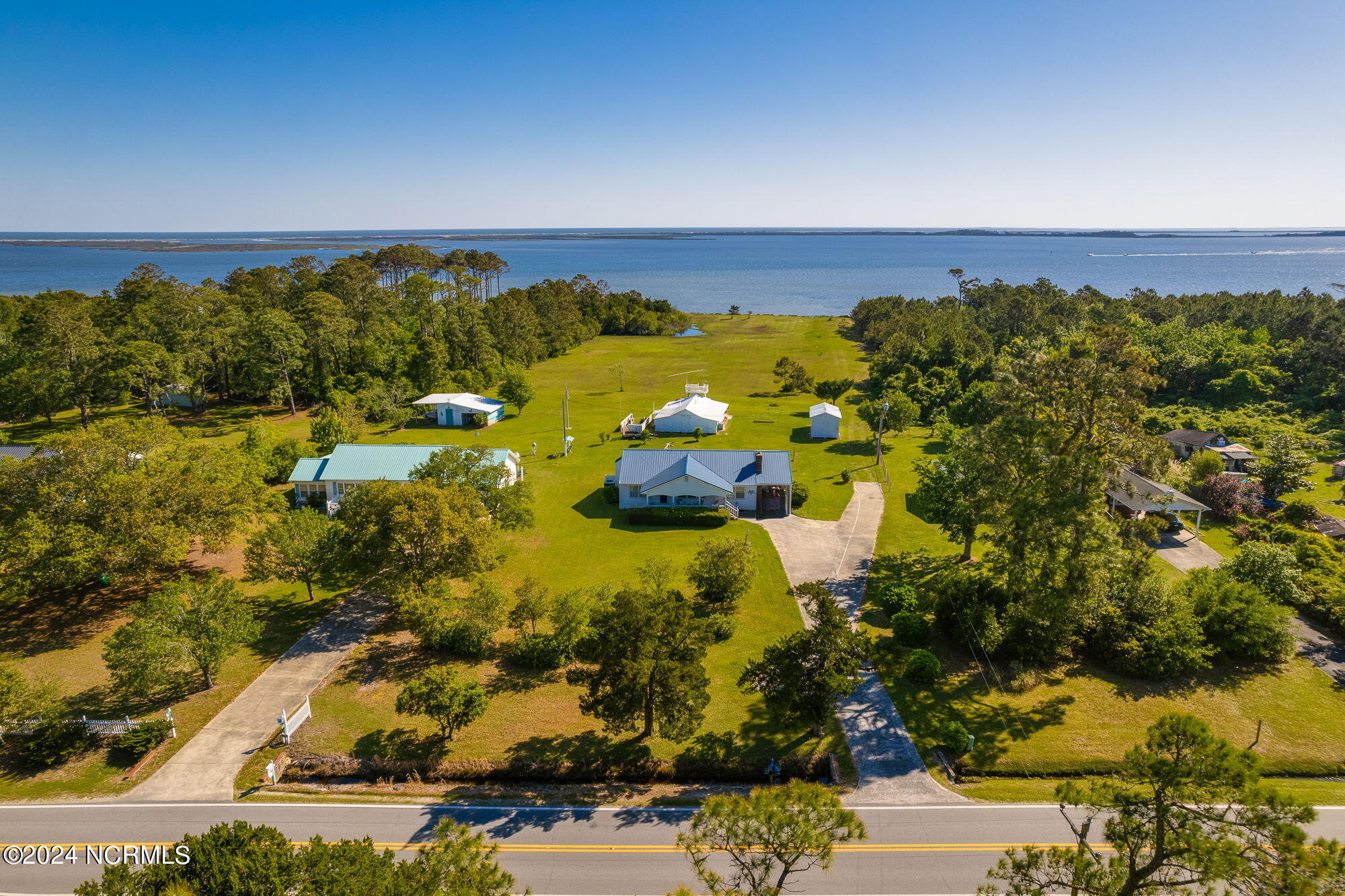 2604 Cedar Island Road Property Photo 61