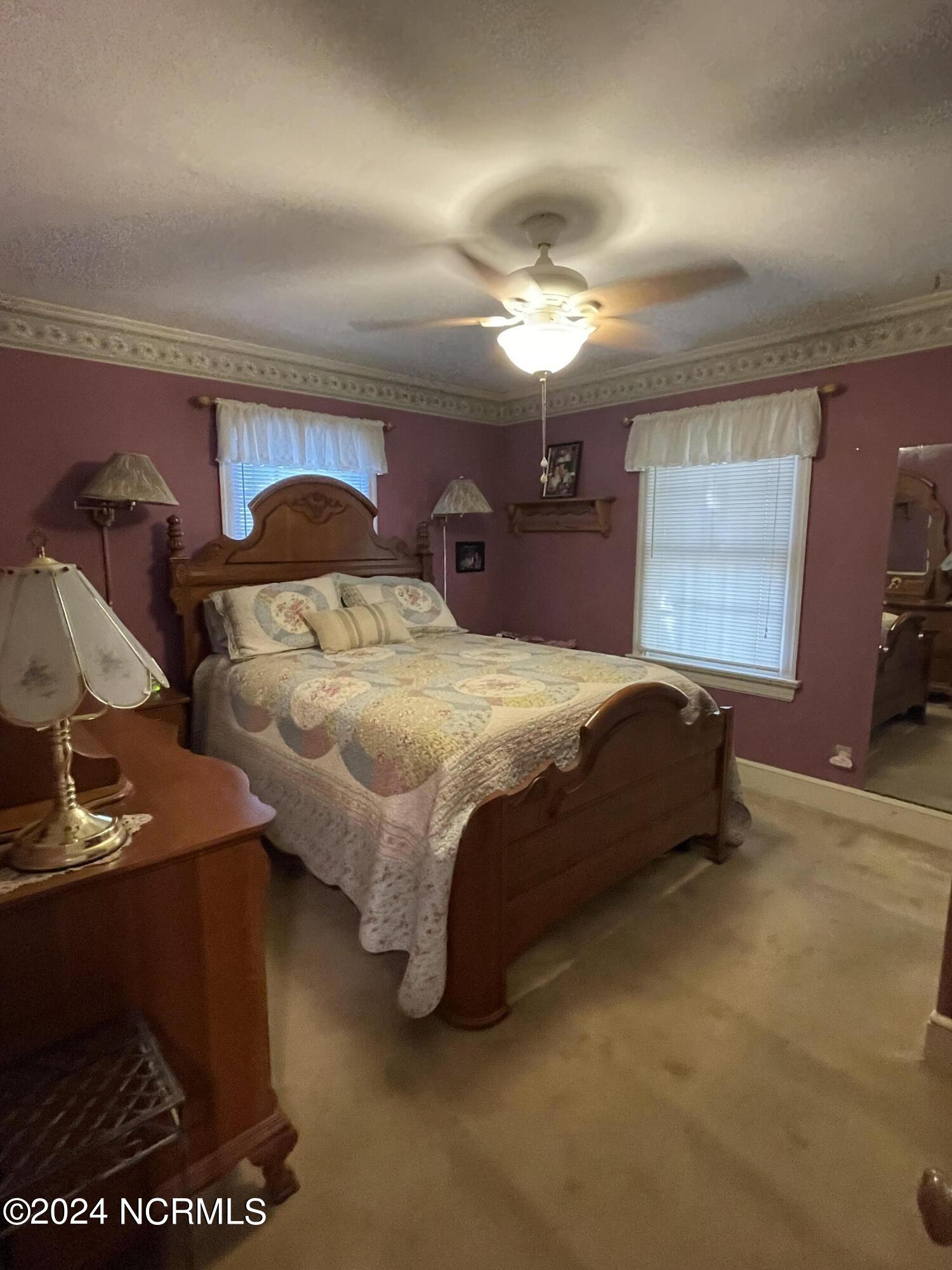 123 Tyson Avenue Property Photo 14
