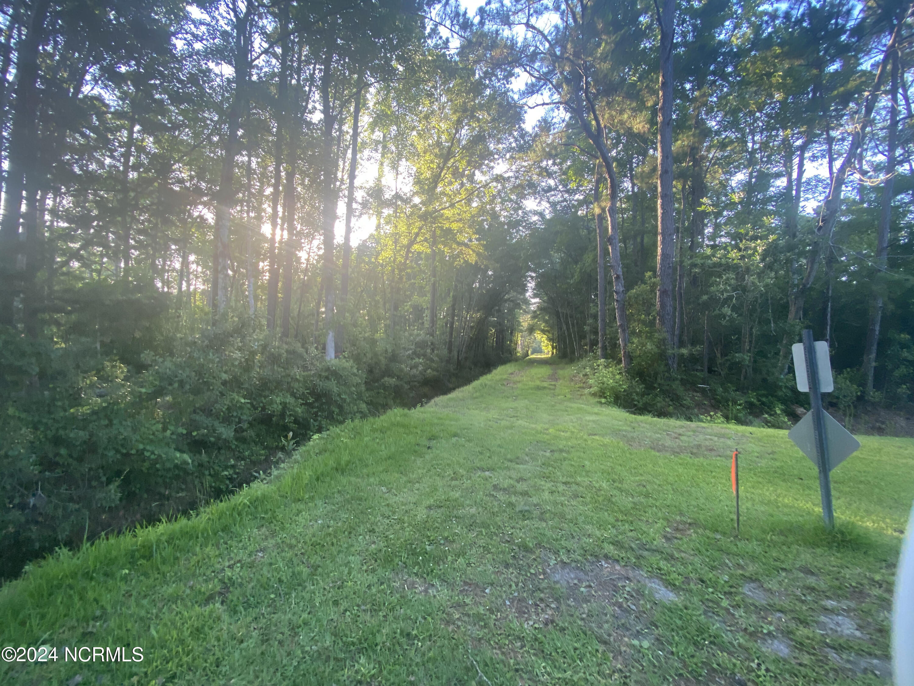 5 Deer Run Road Property Photo 5