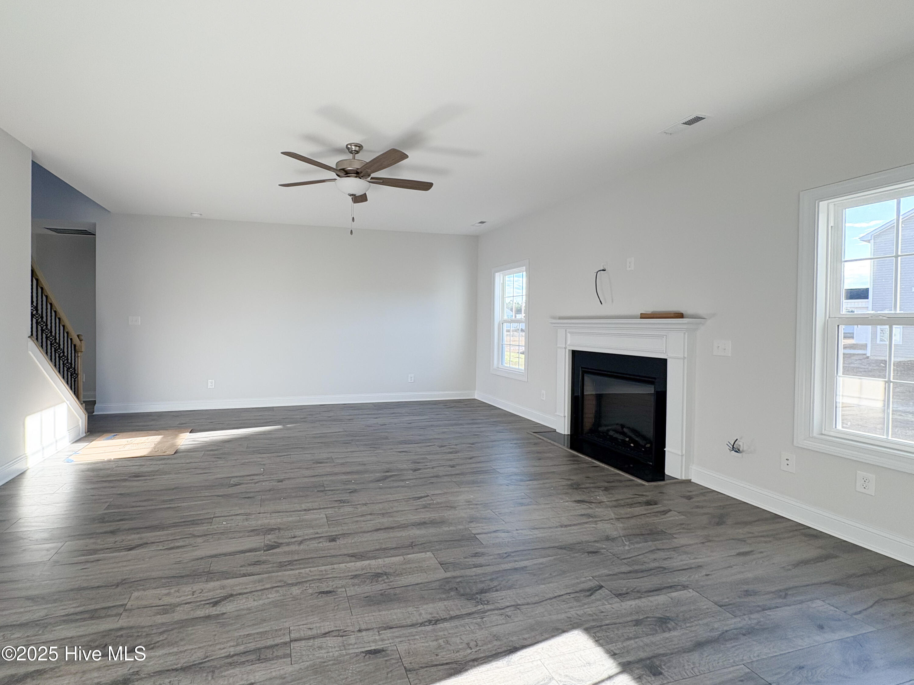 504 Pebble Shore Drive Property Photo 4