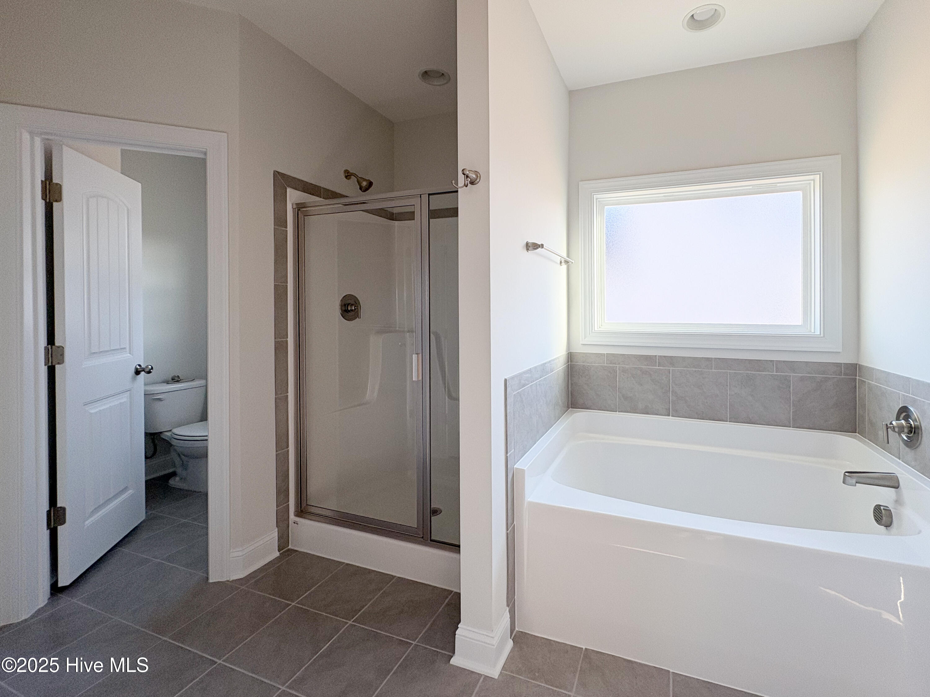 504 Pebble Shore Drive Property Photo 15