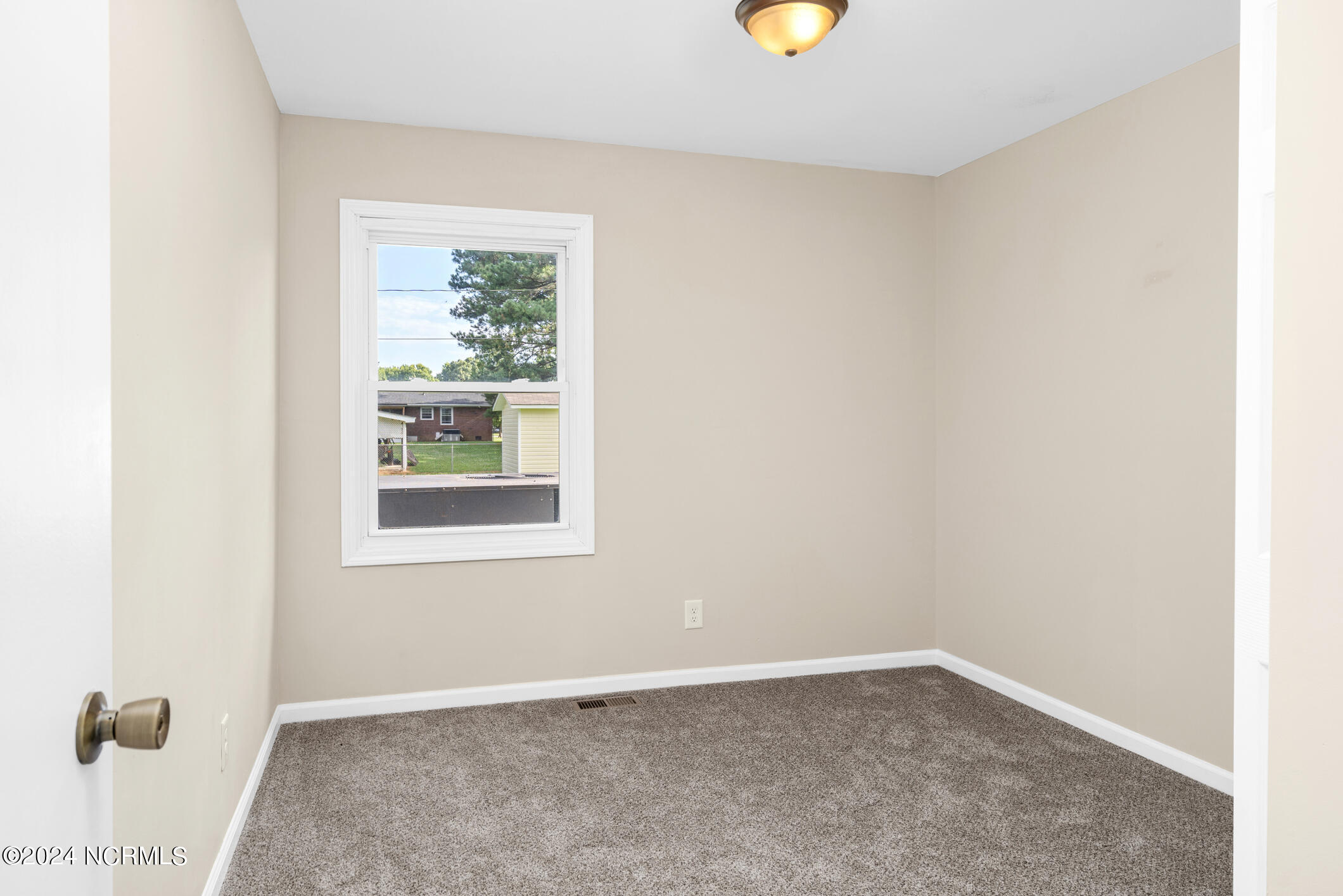 1704 Leggett Road Property Photo 15