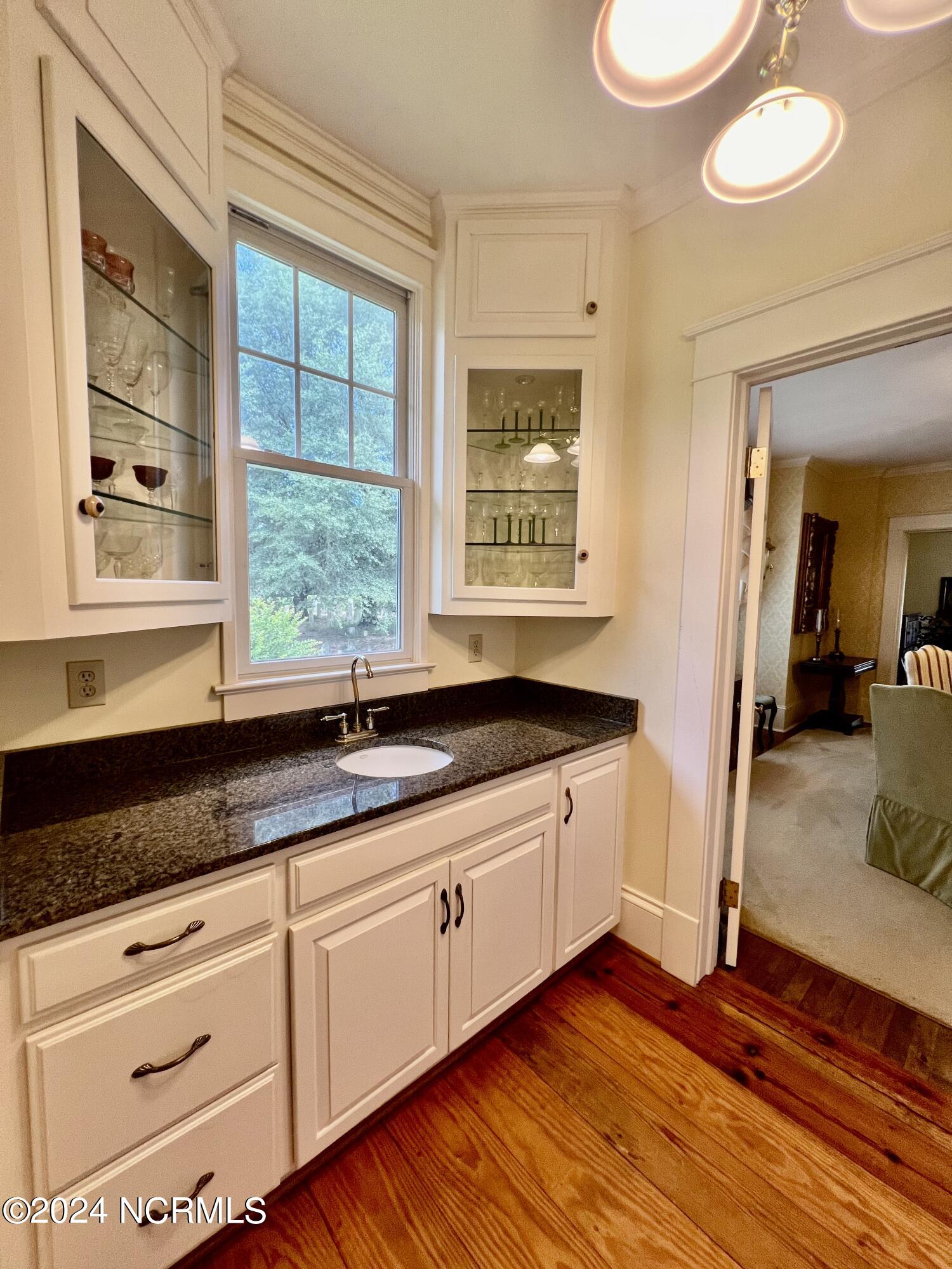 303 Mcreynolds Street Property Photo 17