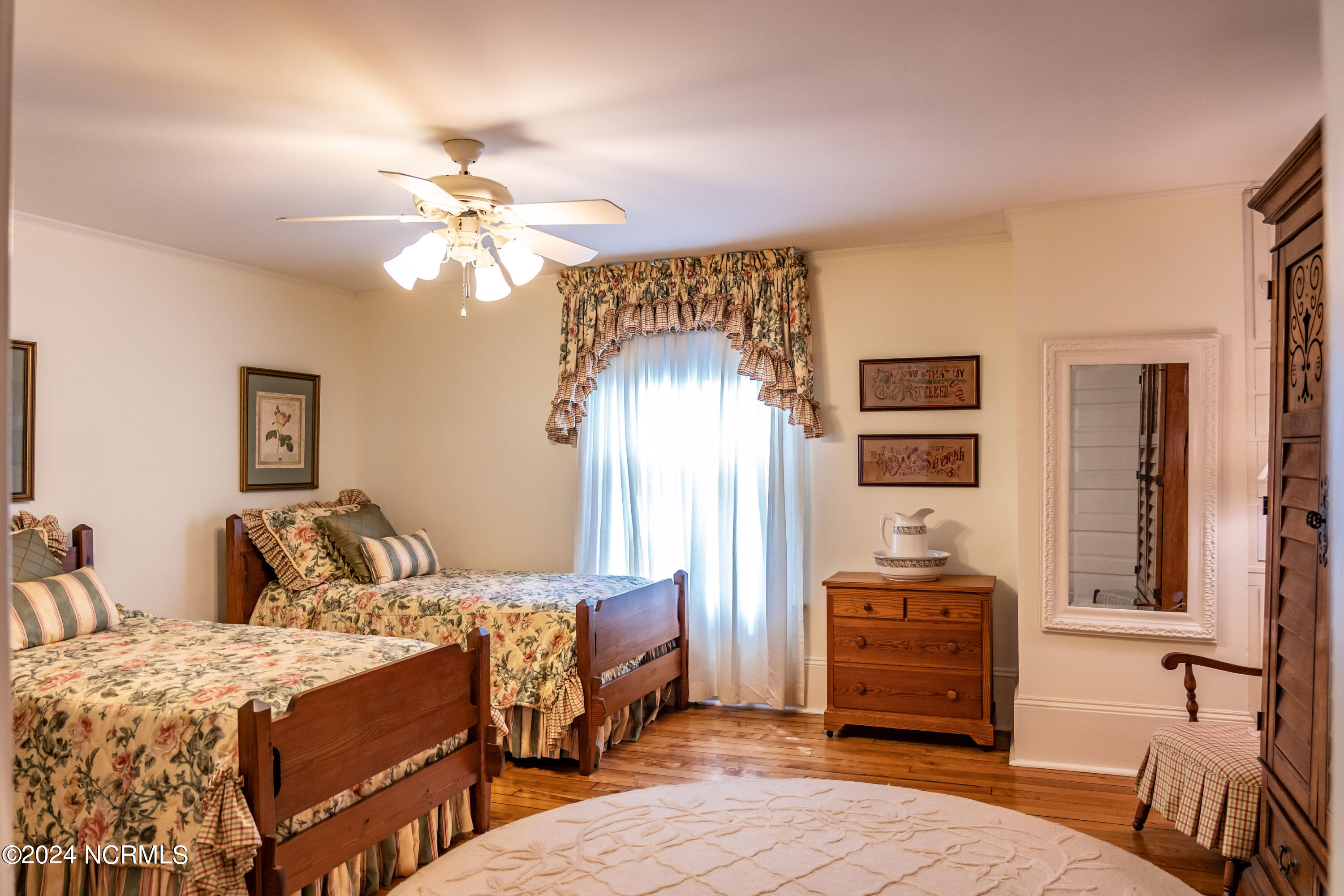 303 Mcreynolds Street Property Photo 35