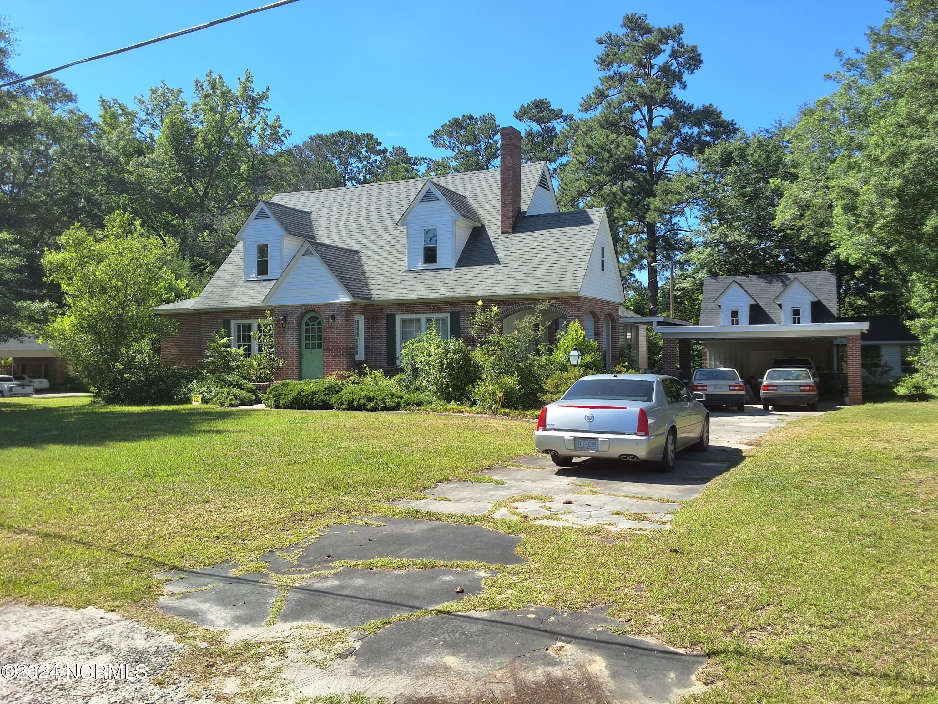 201 E Bell Street Property Photo 45