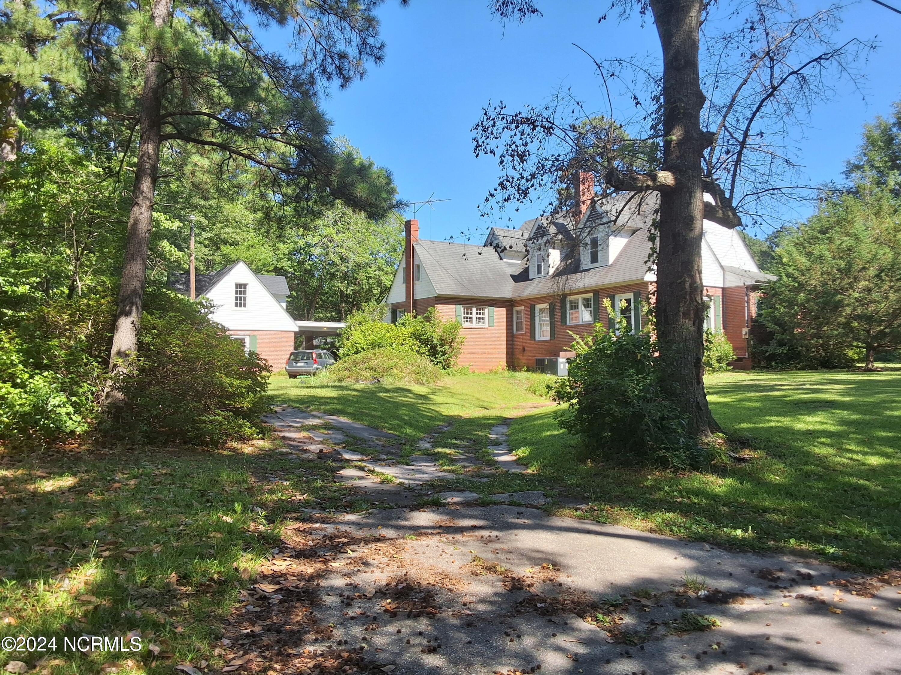 201 E Bell Street Property Photo 56
