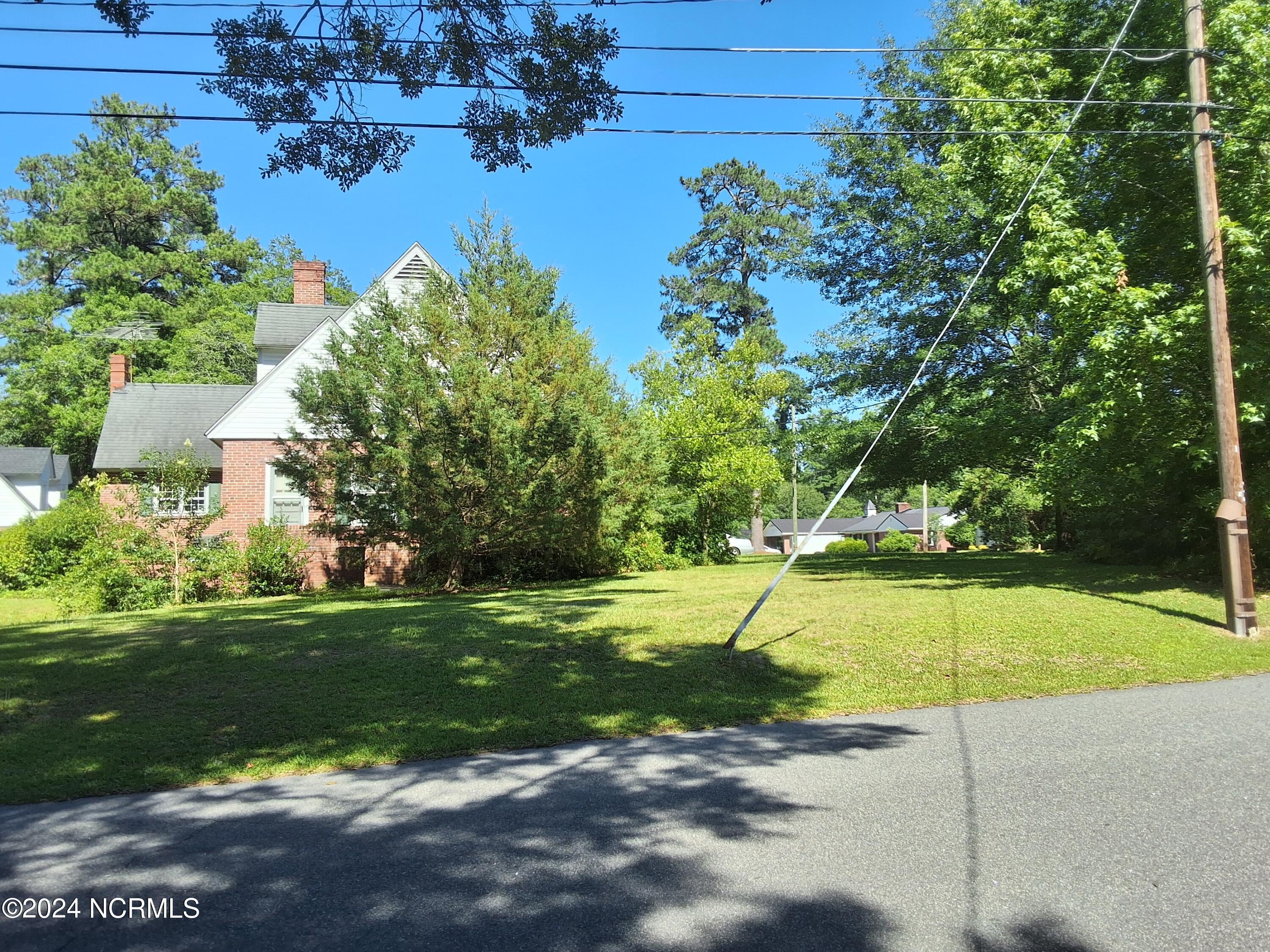 201 E Bell Street Property Photo 59