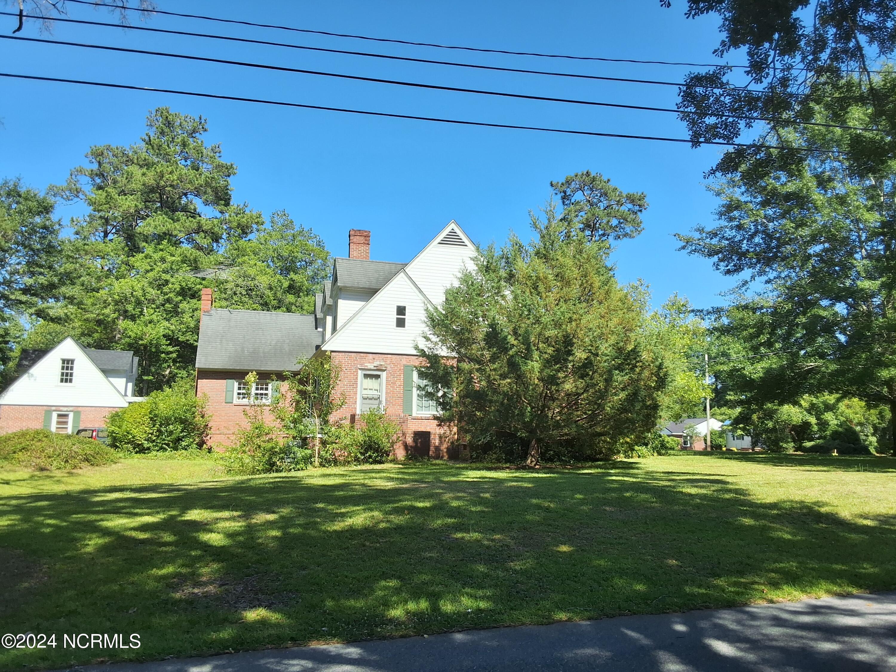 201 E Bell Street Property Photo 78