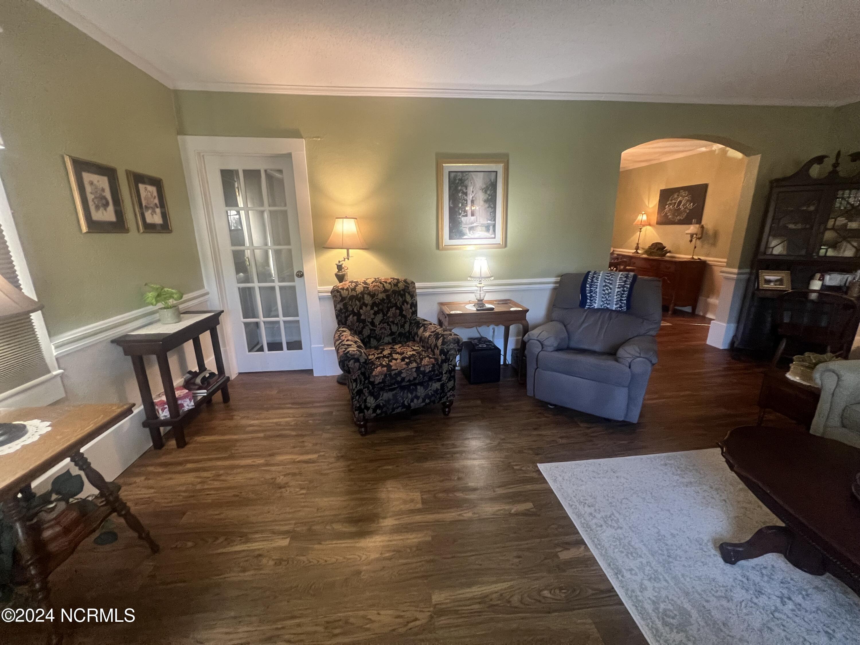 810 Green Street Property Photo 11
