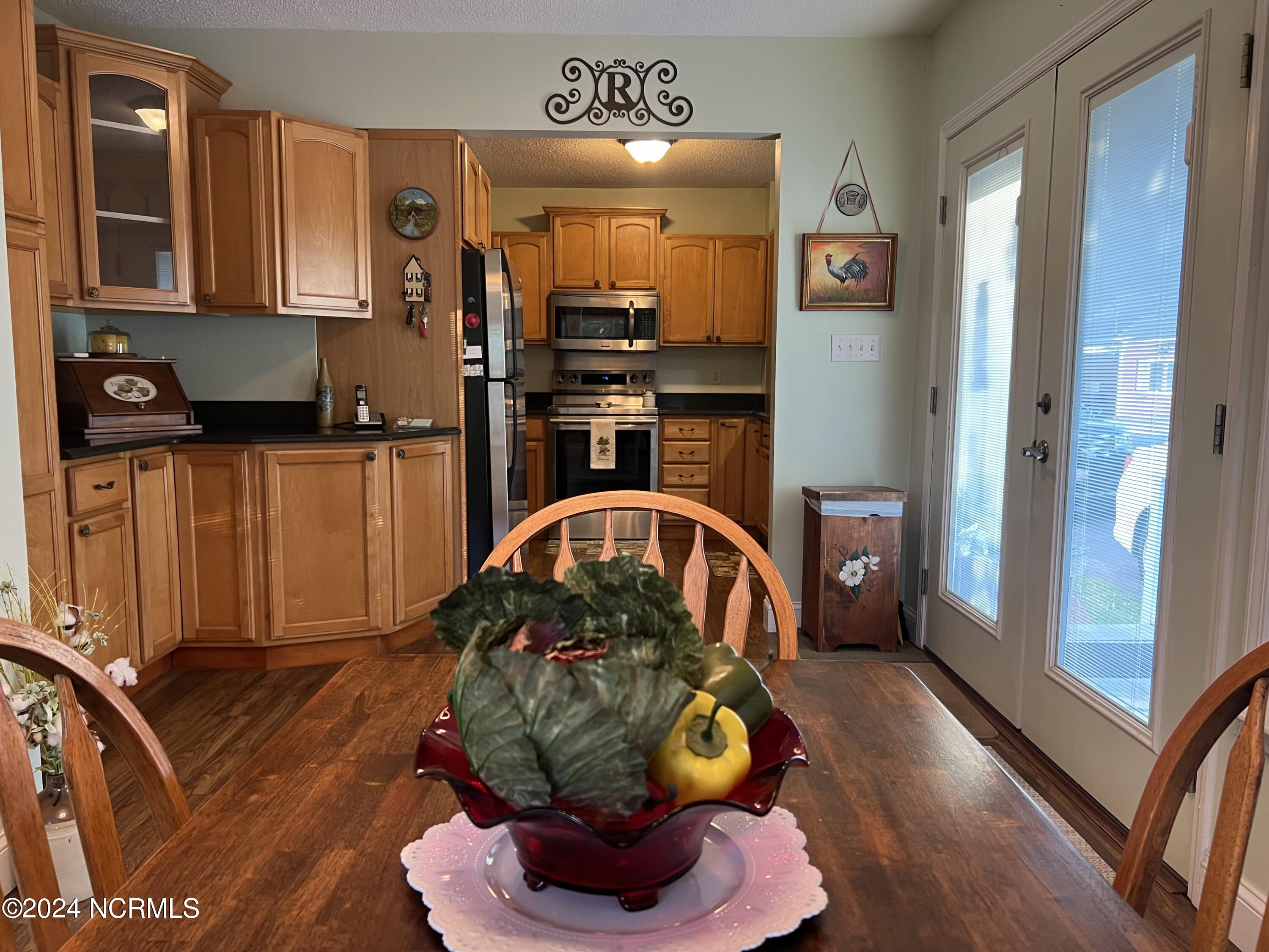 810 Green Street Property Photo 24
