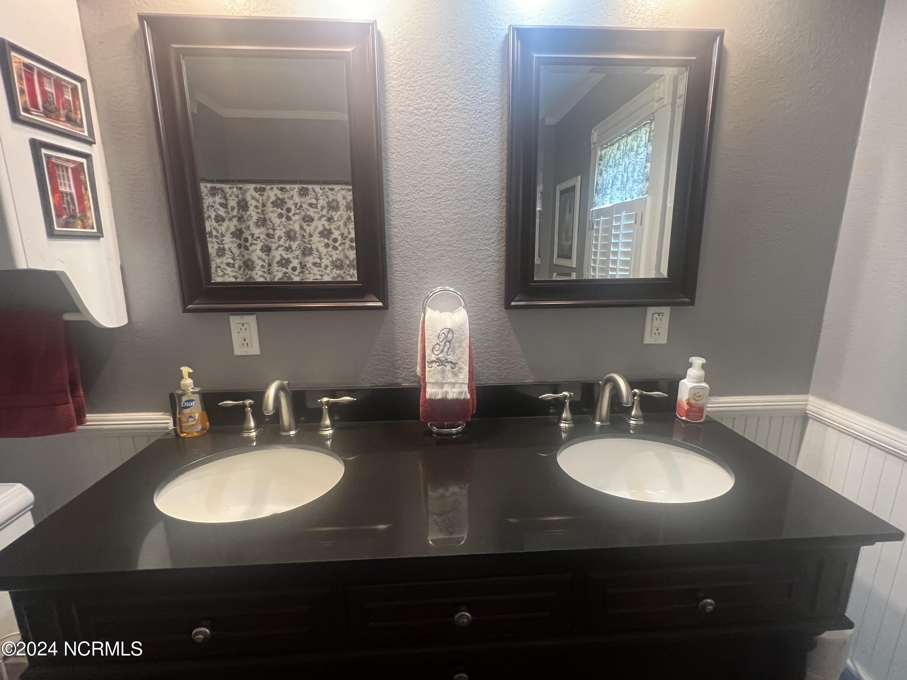 810 Green Street Property Photo 37
