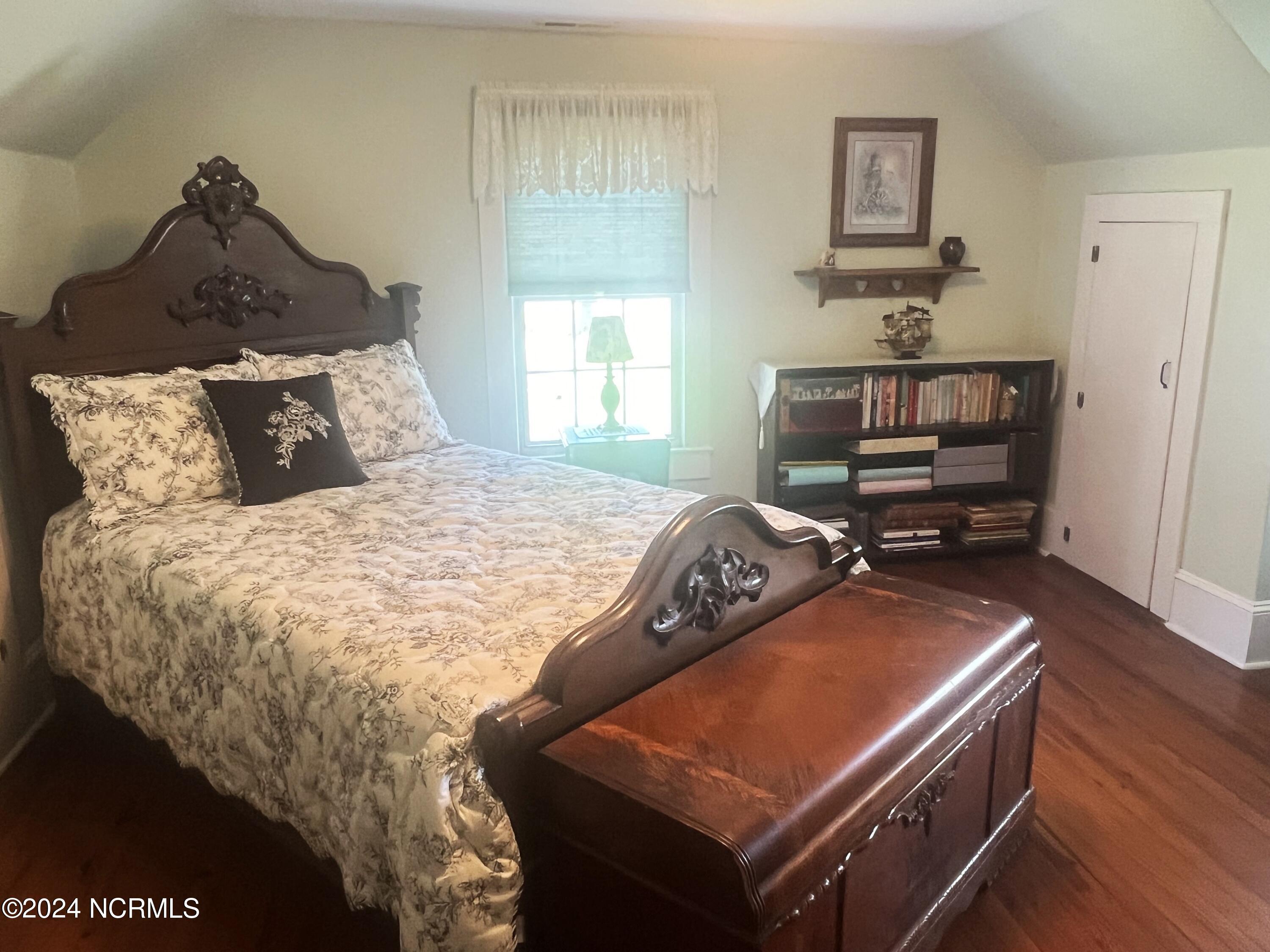 810 Green Street Property Photo 51