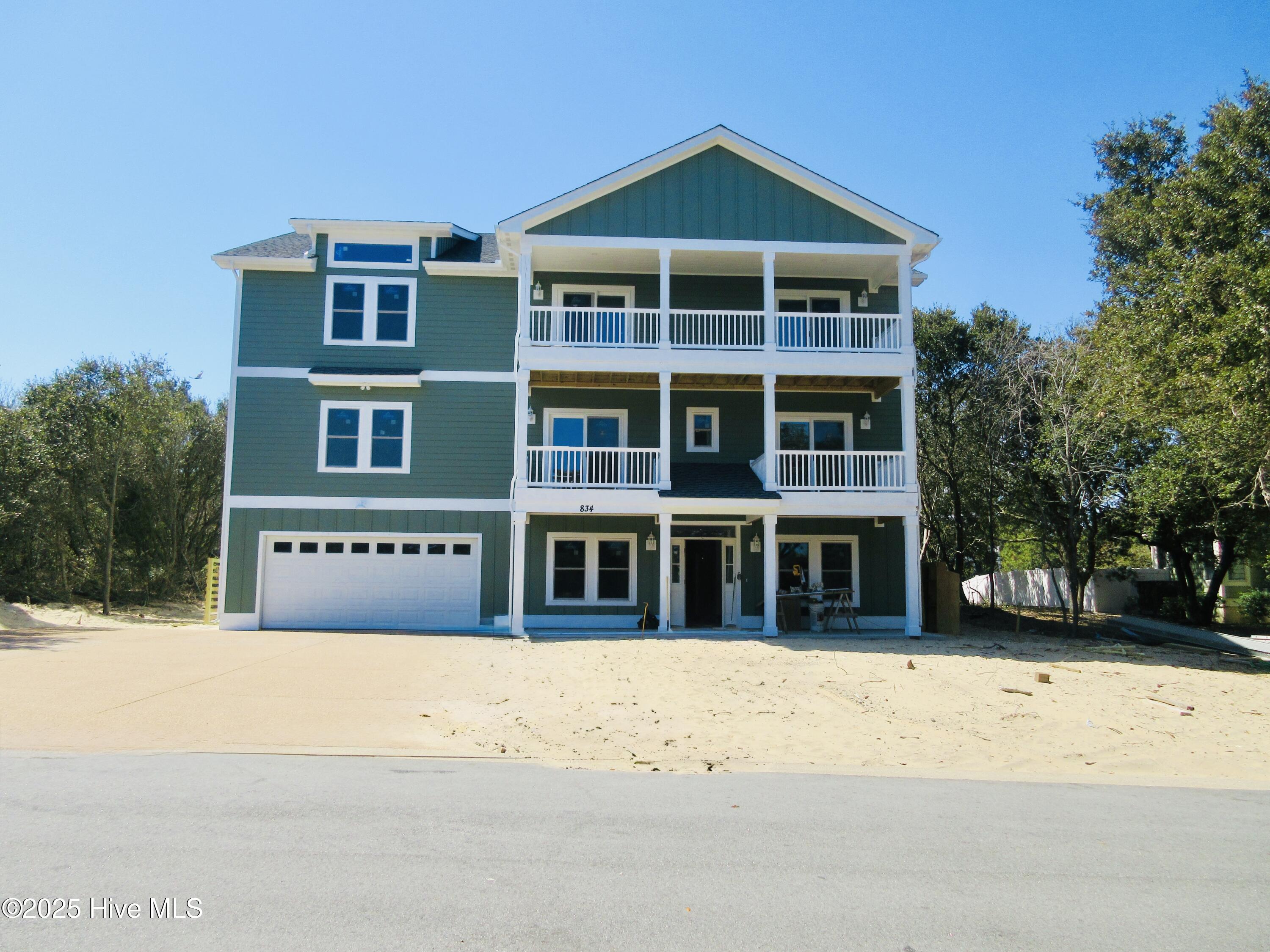 834 Hunt Club Drive Property Photo 1