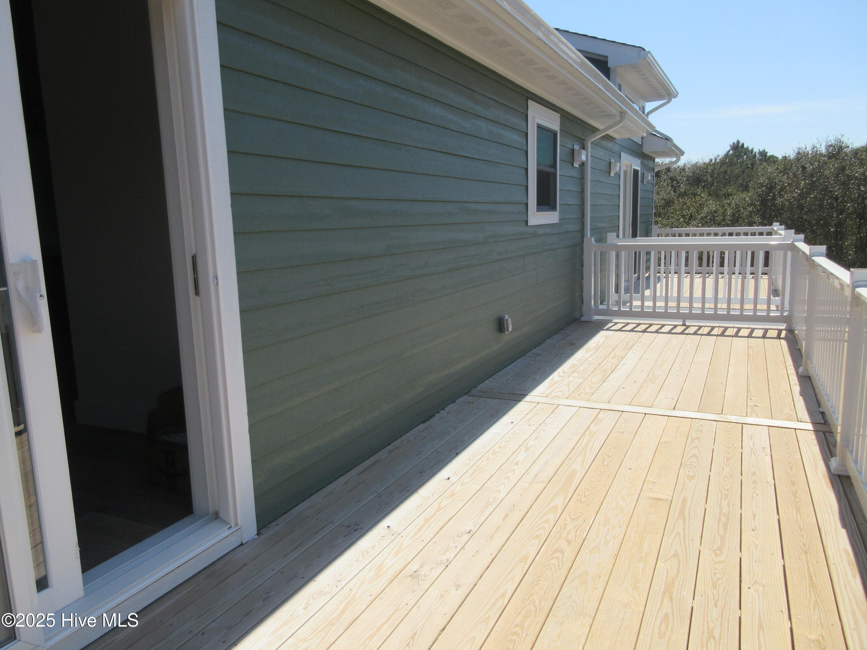 834 Hunt Club Drive Property Photo 3