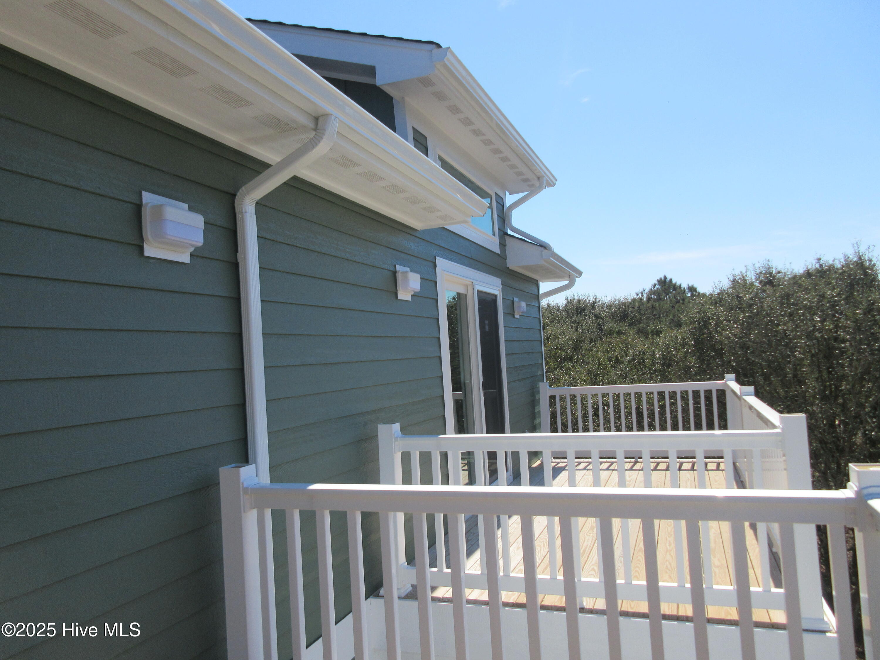 834 Hunt Club Drive Property Photo 4