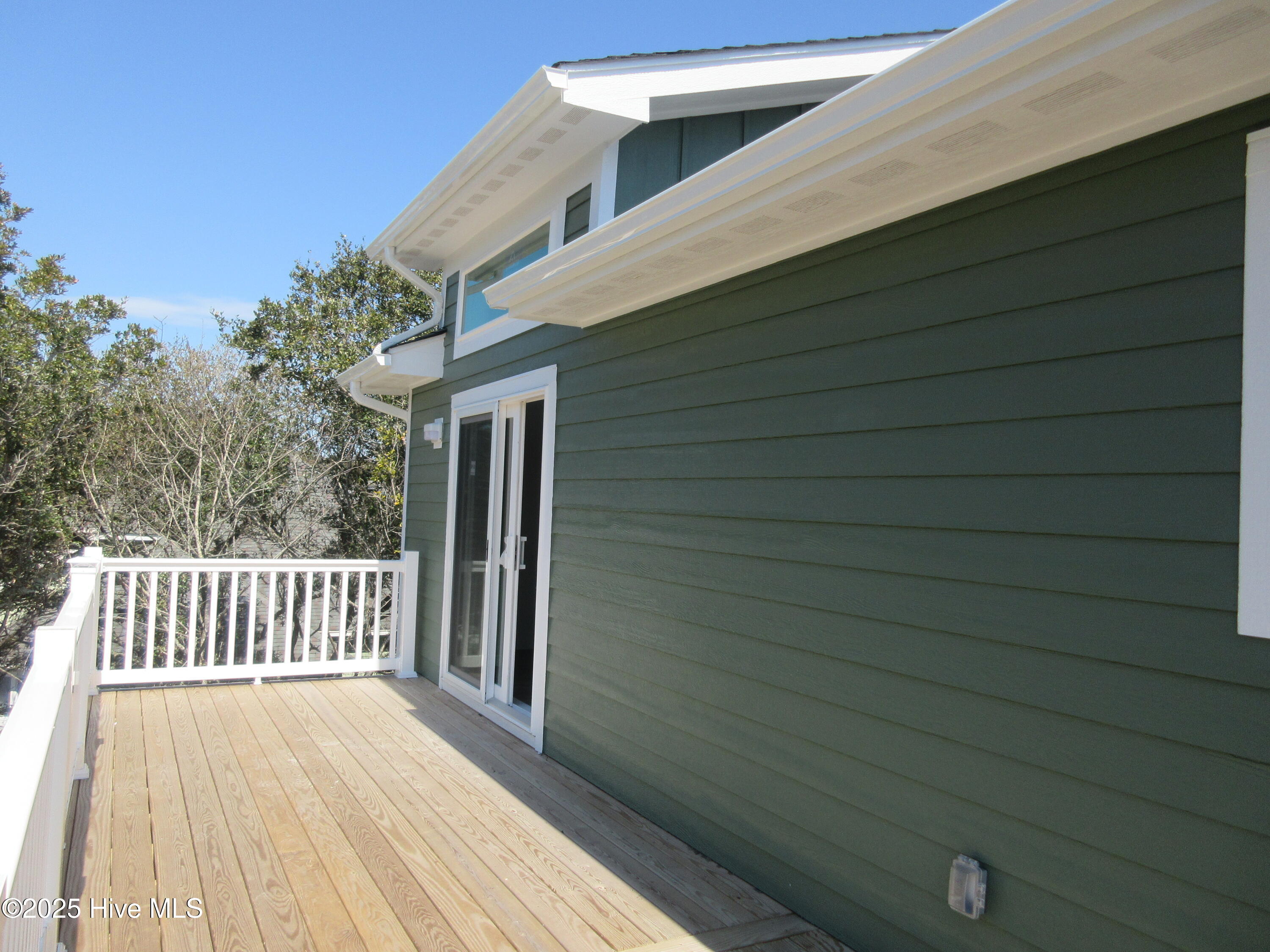 834 Hunt Club Drive Property Photo 5