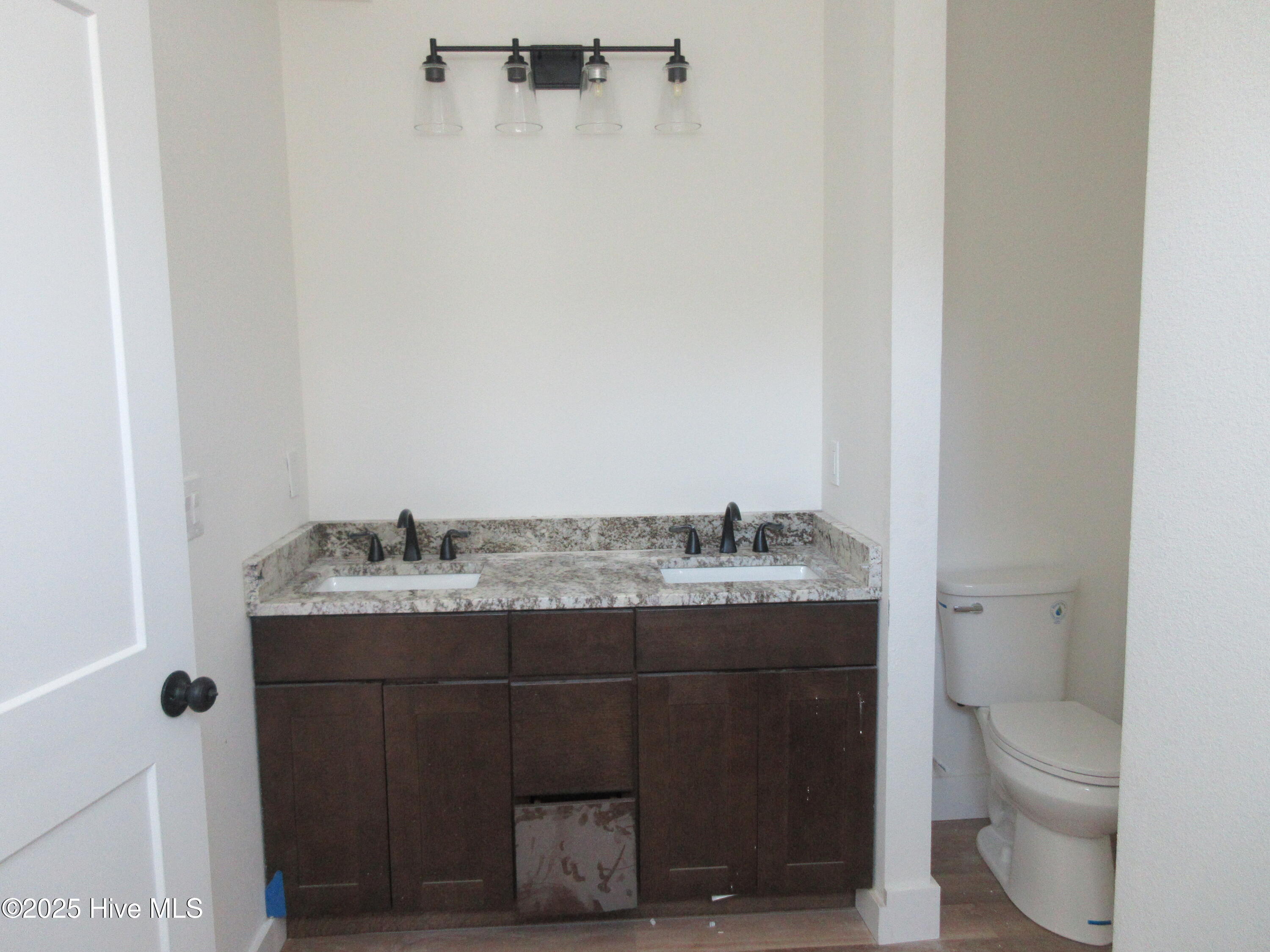 834 Hunt Club Drive Property Photo 11