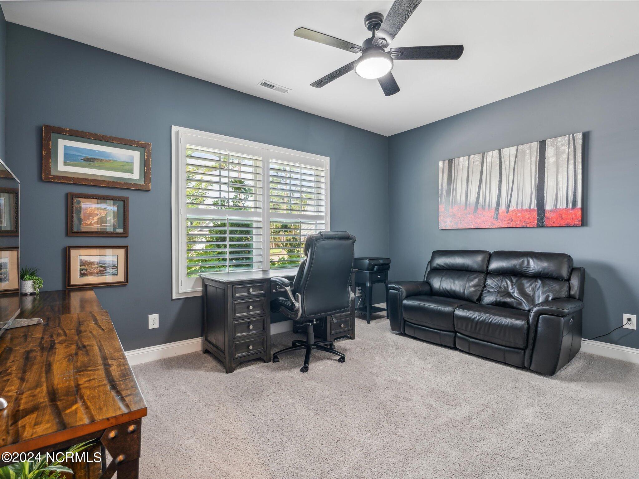 325 Pine Laurel Drive Property Photo 5