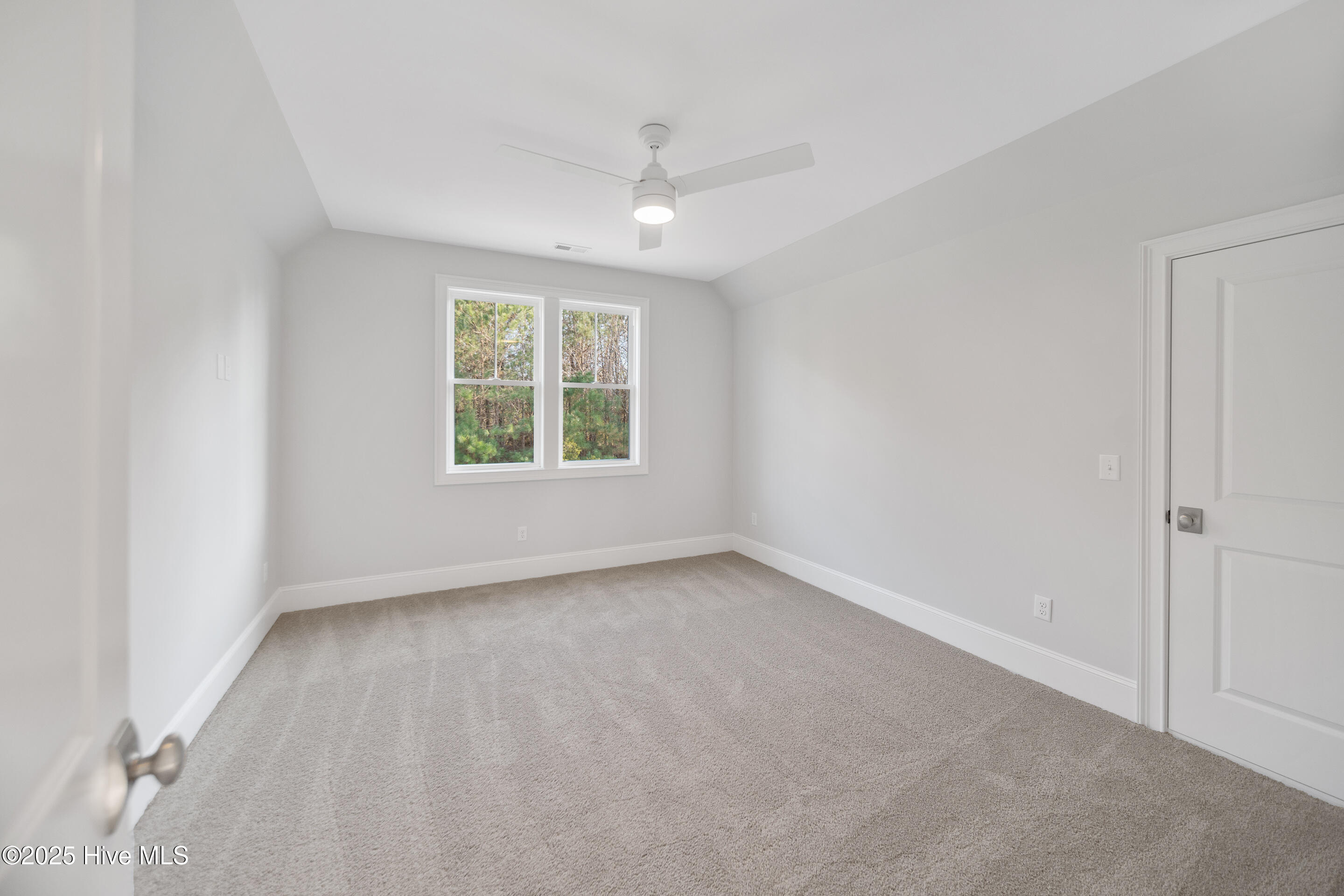 340 Cornubia Drive Property Photo 37