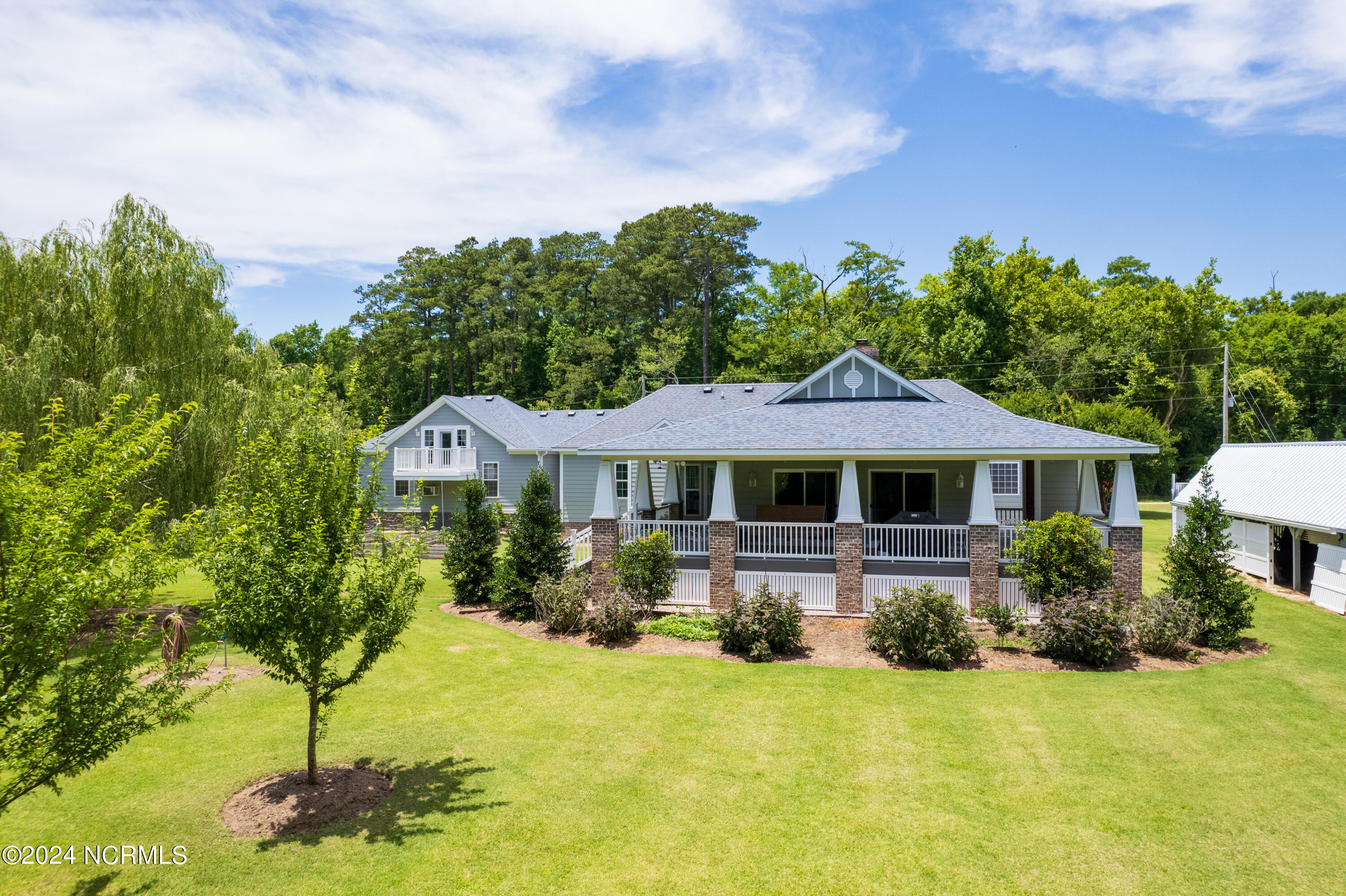 Country Meadows Real Estate Listings Main Image