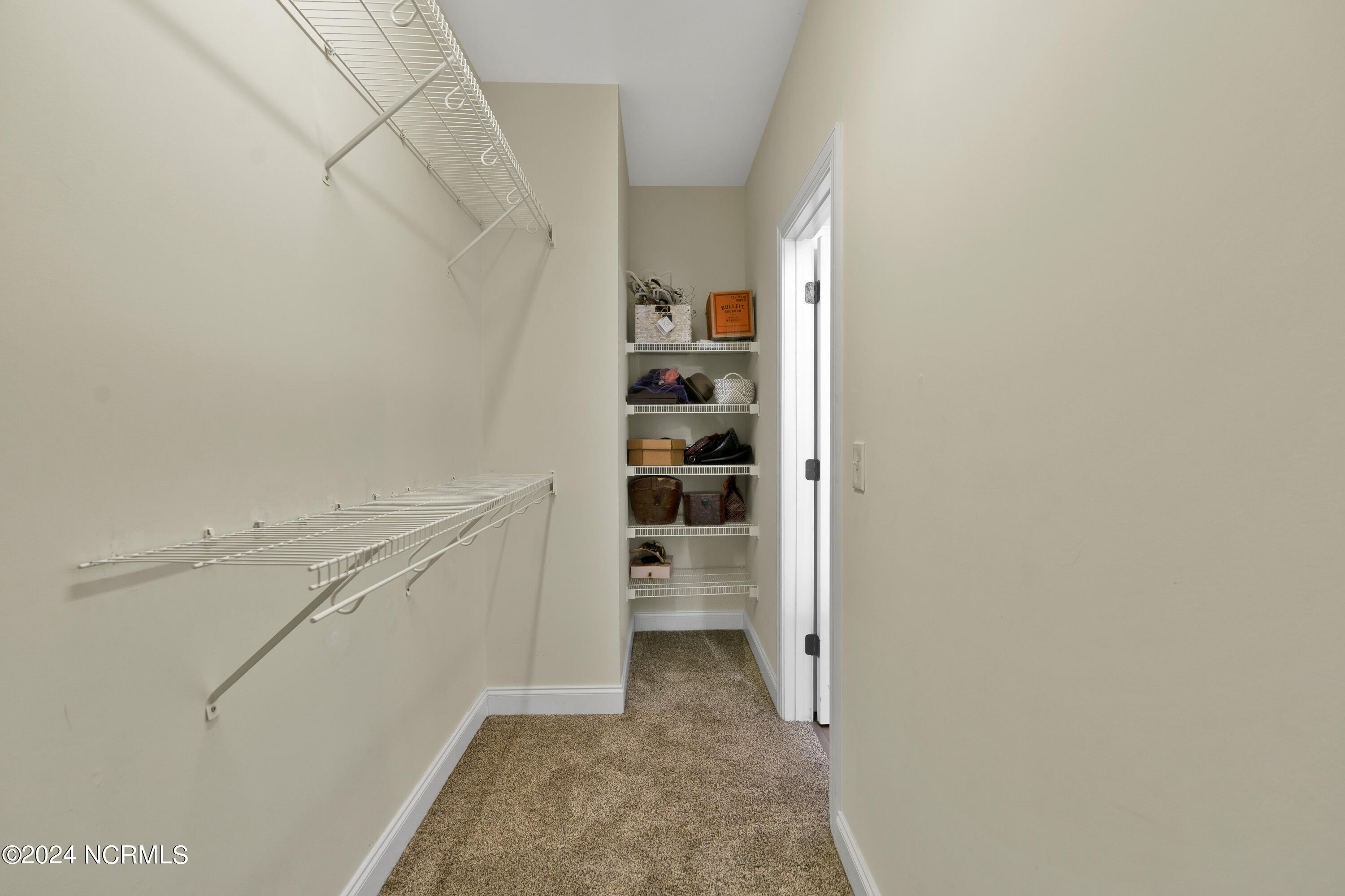 746 Creekway Circle Property Photo 24