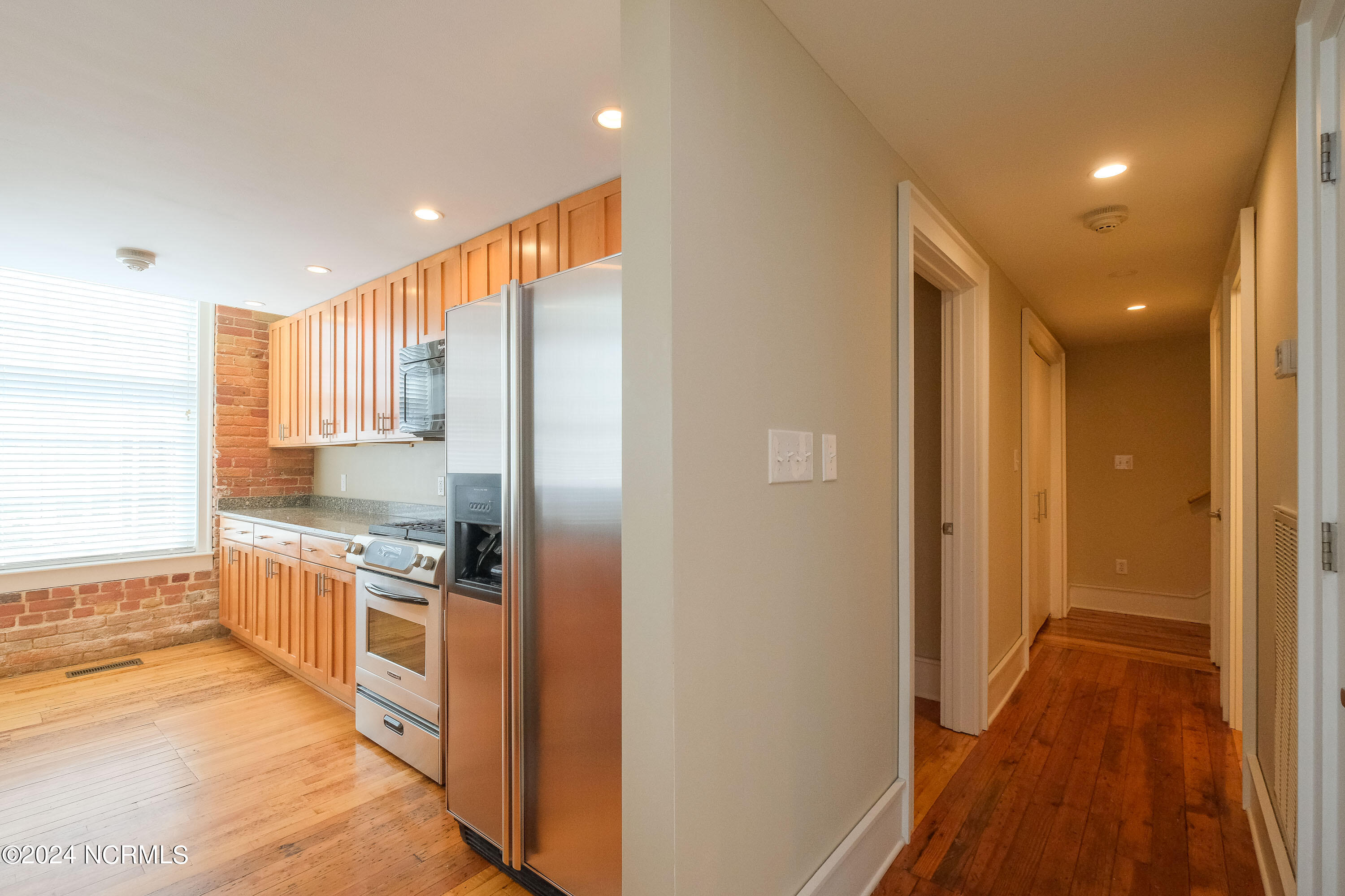 723 Mcmullan Avenue Unit 403 Property Photo 12