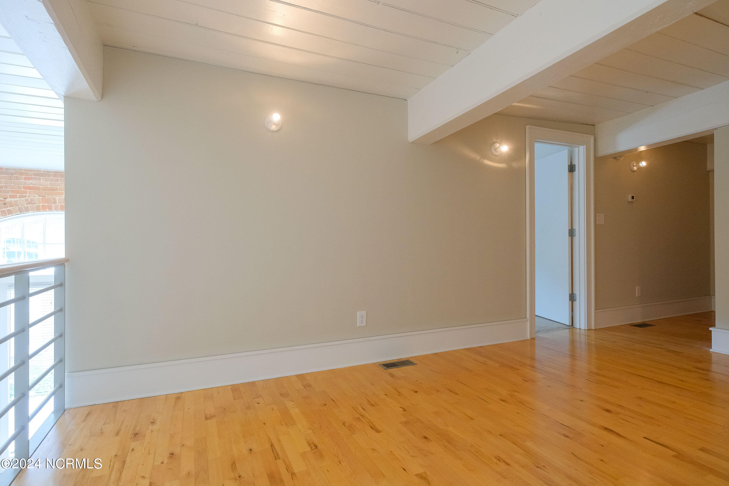 723 Mcmullan Avenue Unit 403 Property Photo 20