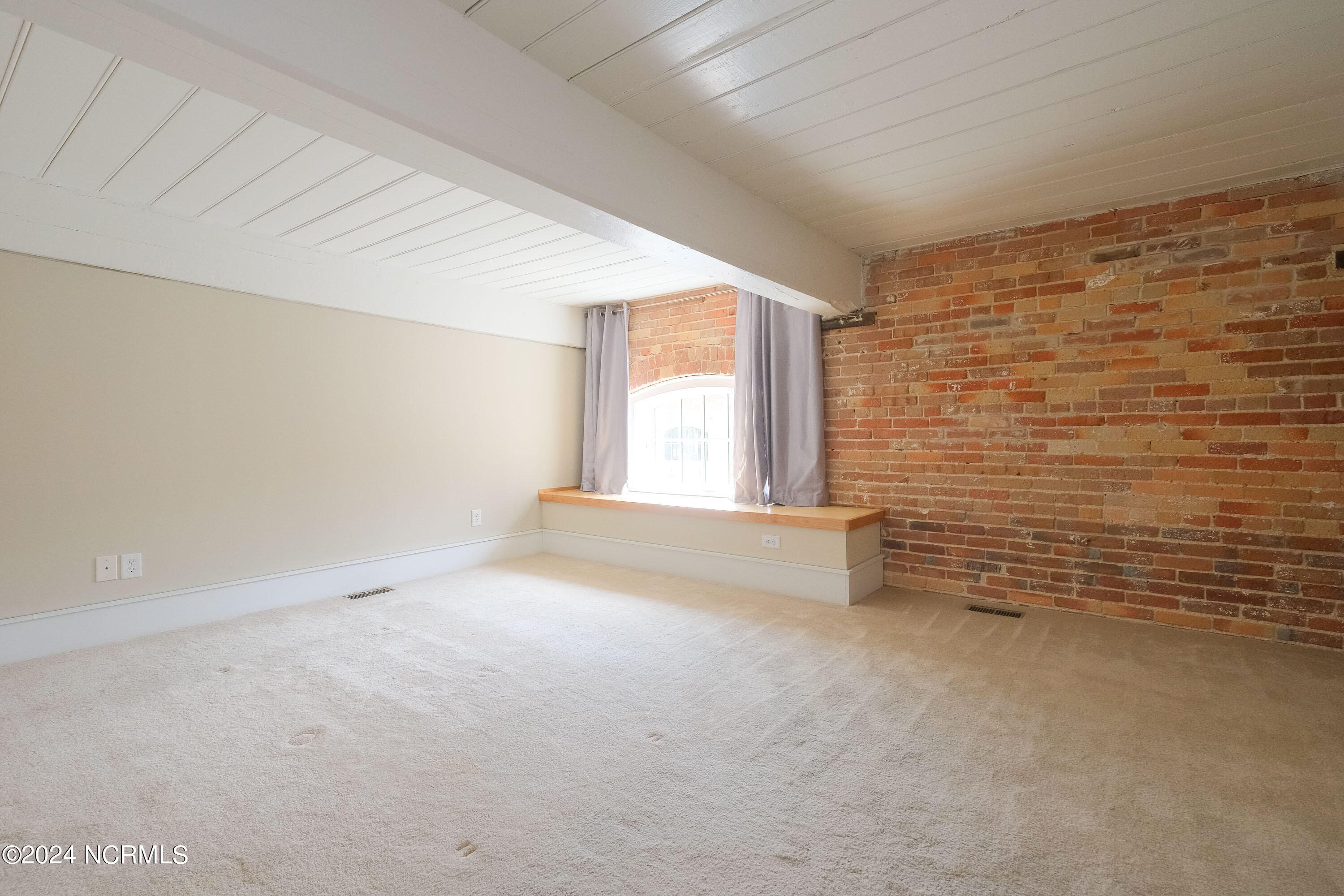 723 Mcmullan Avenue Unit 403 Property Photo 21