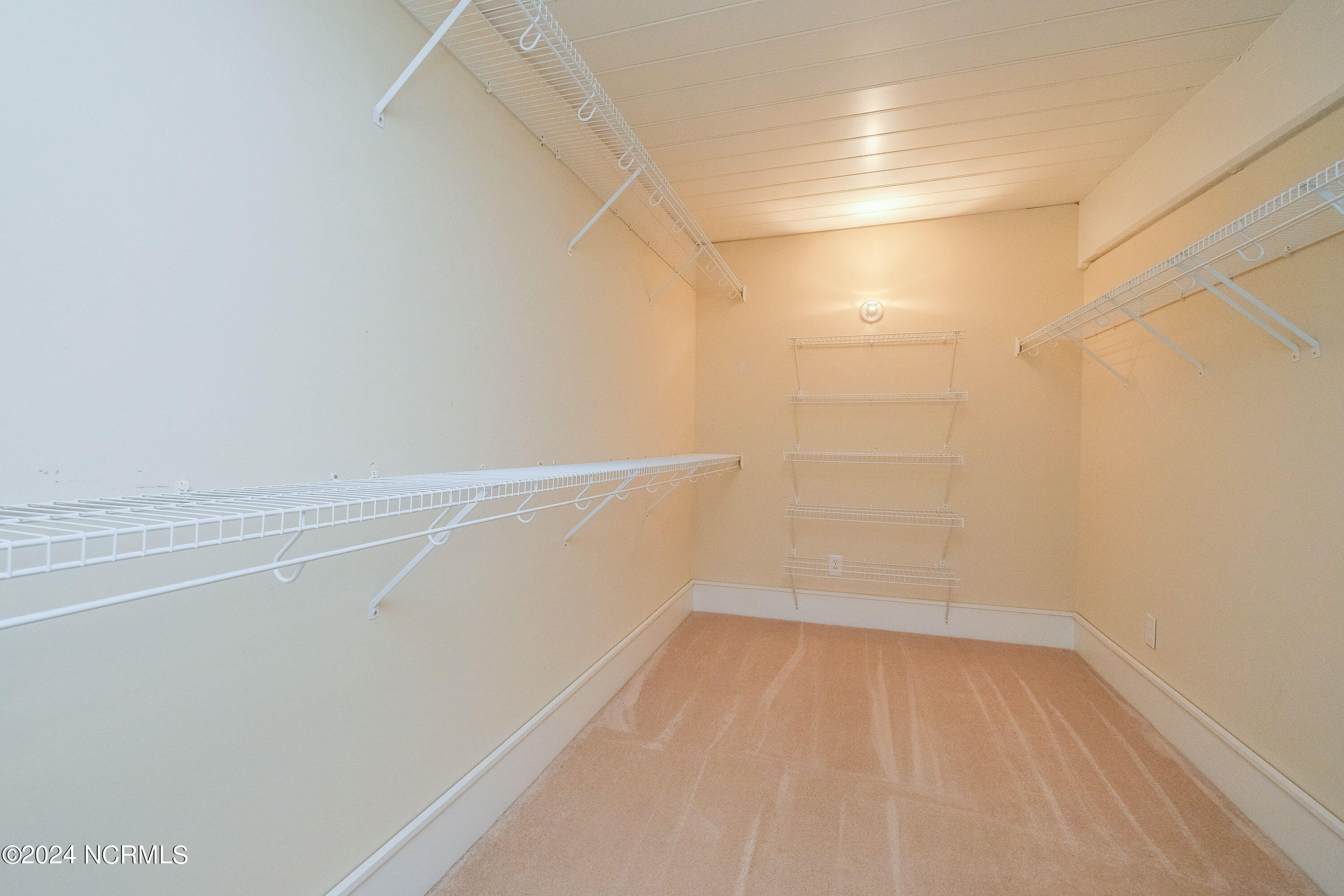 723 Mcmullan Avenue Unit 403 Property Photo 25