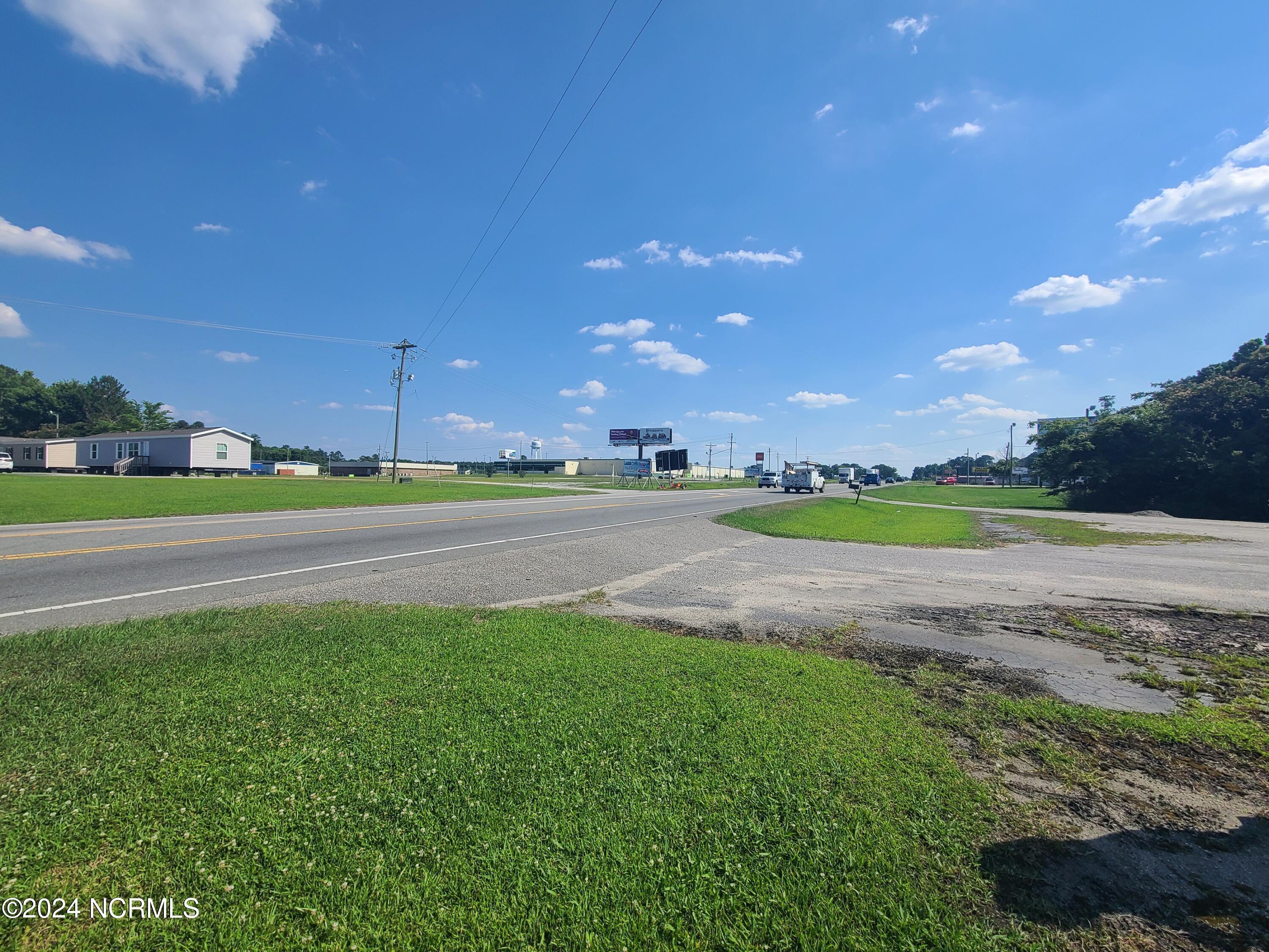 1228 S Jk Powell Boulevard Property Photo 7