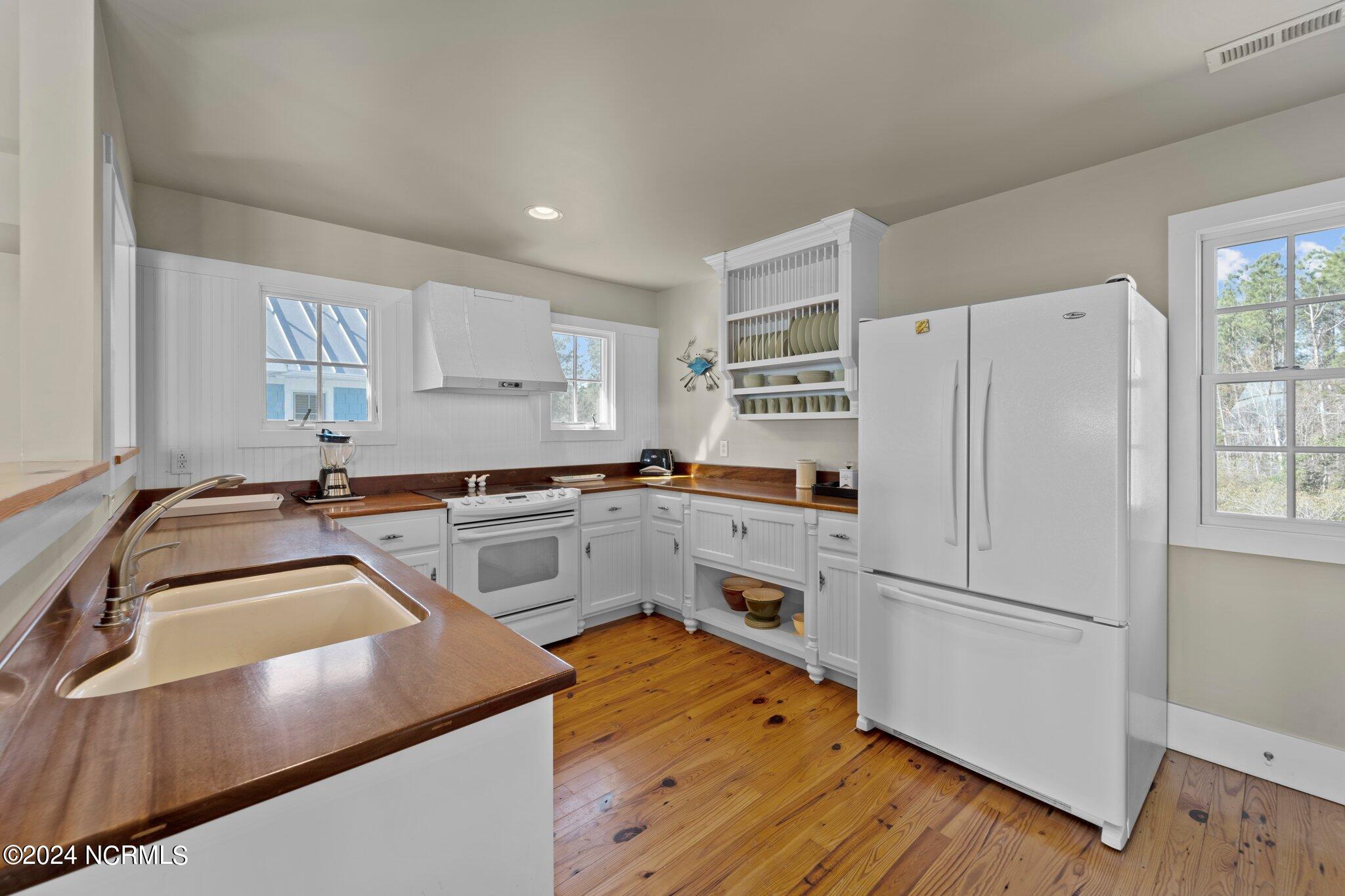 511 Neuse Village Road # C5 Property Photo 4