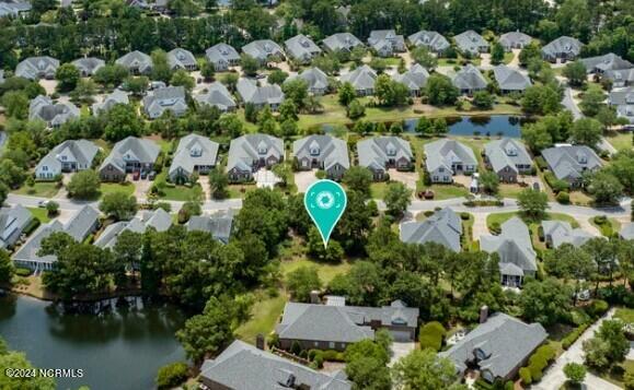 2022 Bay Colony Lane Property Photo 9