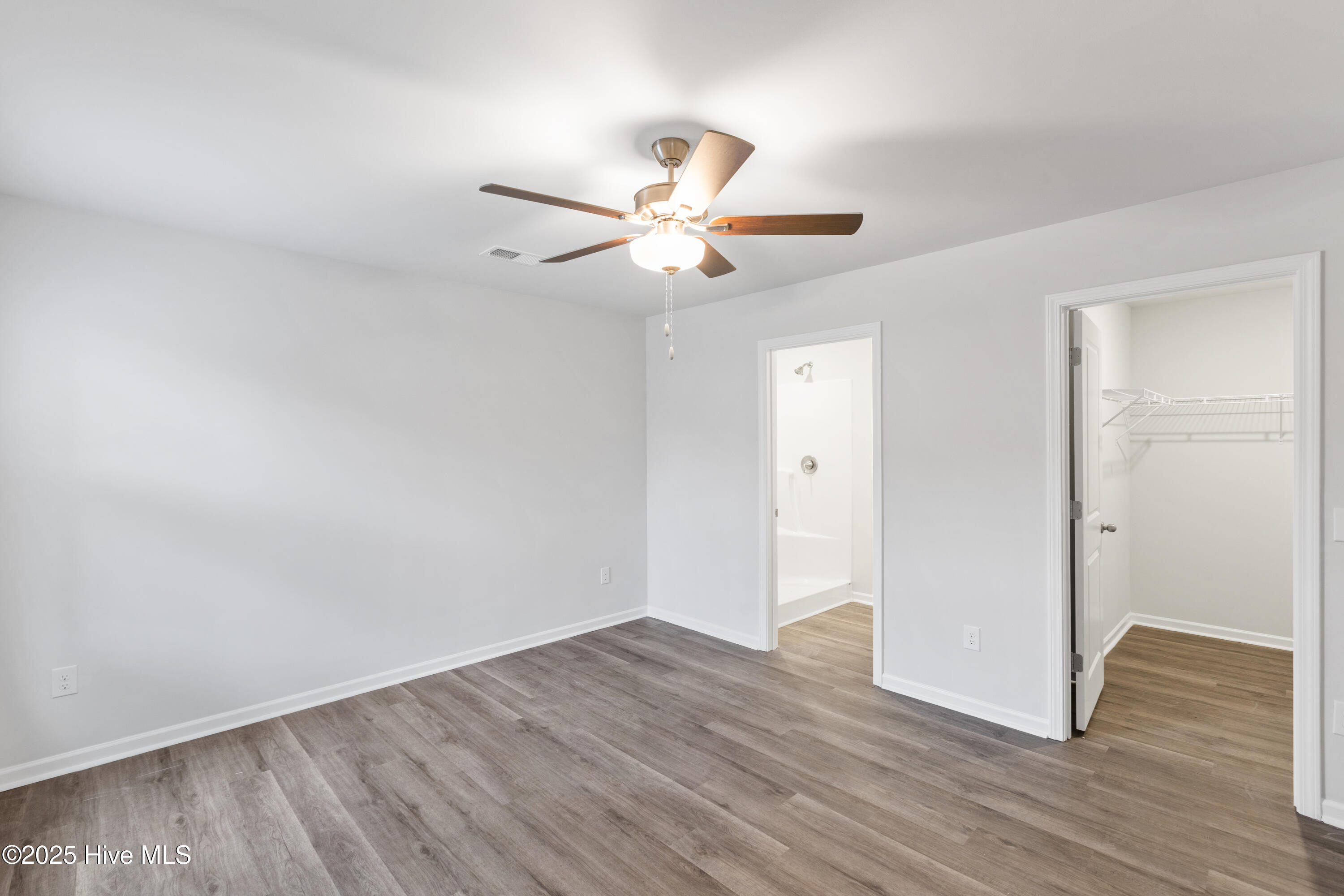 176 N N Squires Run Lane Property Photo 14