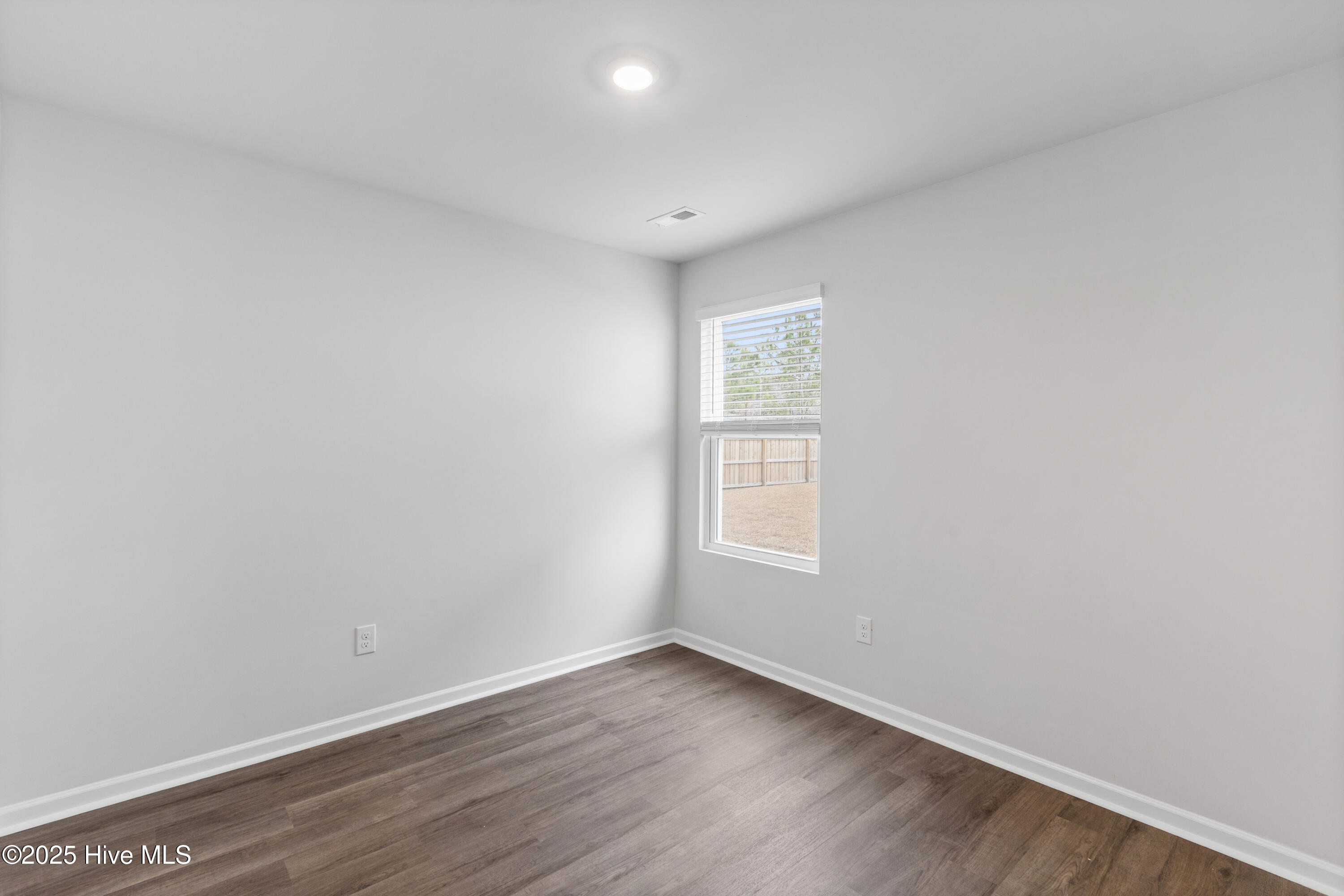 176 N N Squires Run Lane Property Photo 19