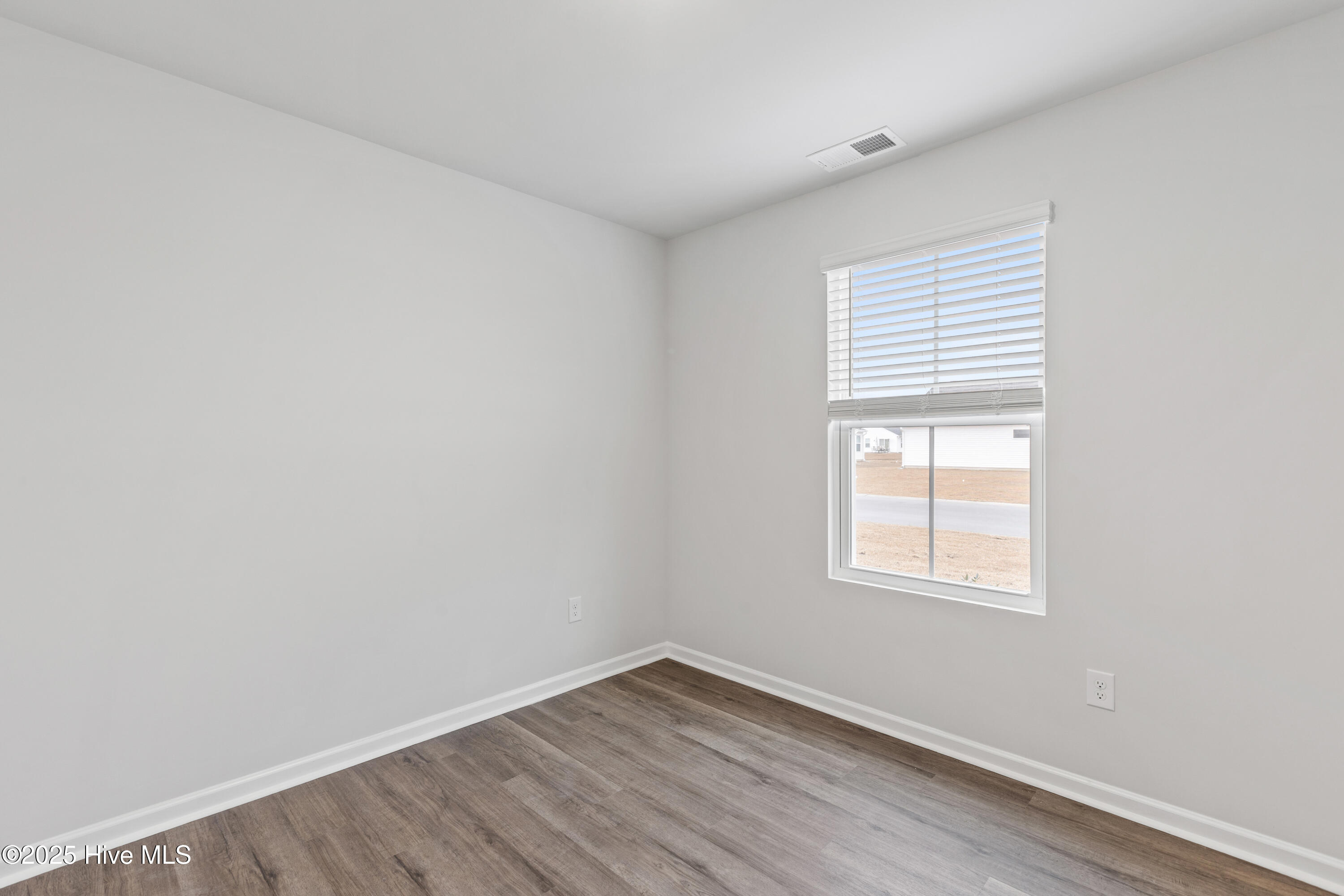 176 N N Squires Run Lane Property Photo 22