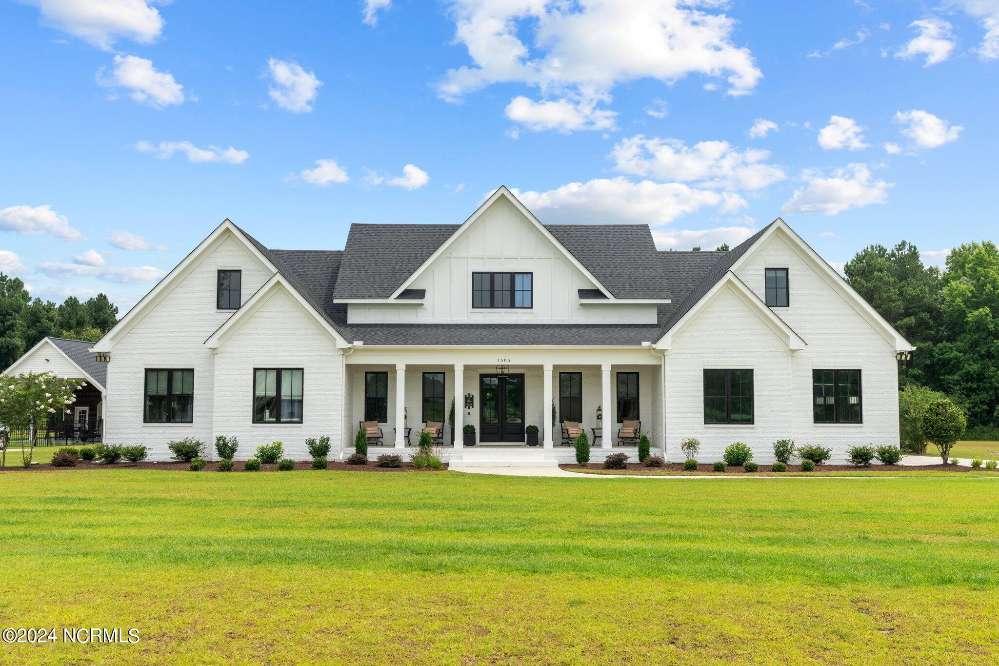 1505 Fox Hollow Drive Property Photo