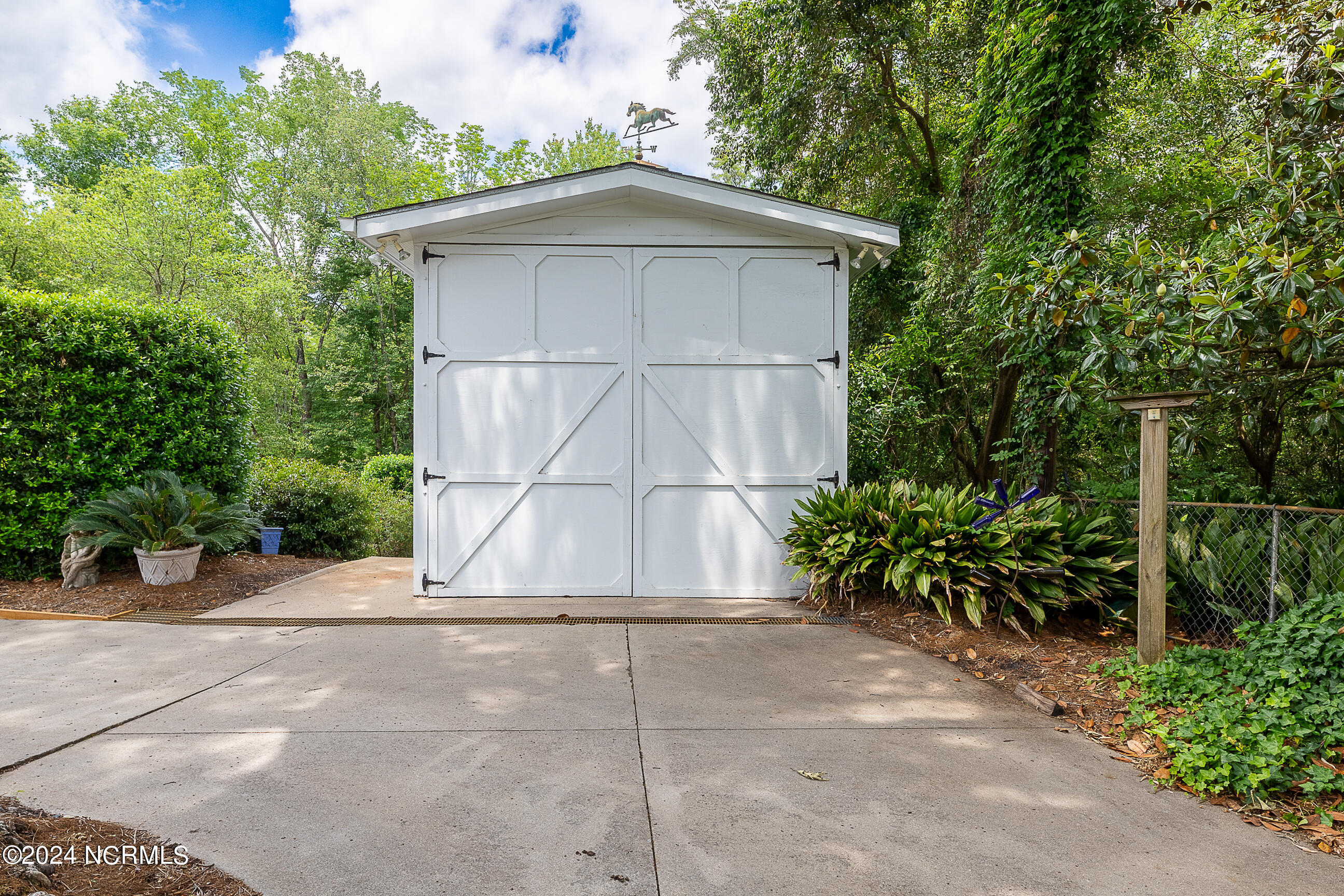 306 Woodland Drive Property Photo 48