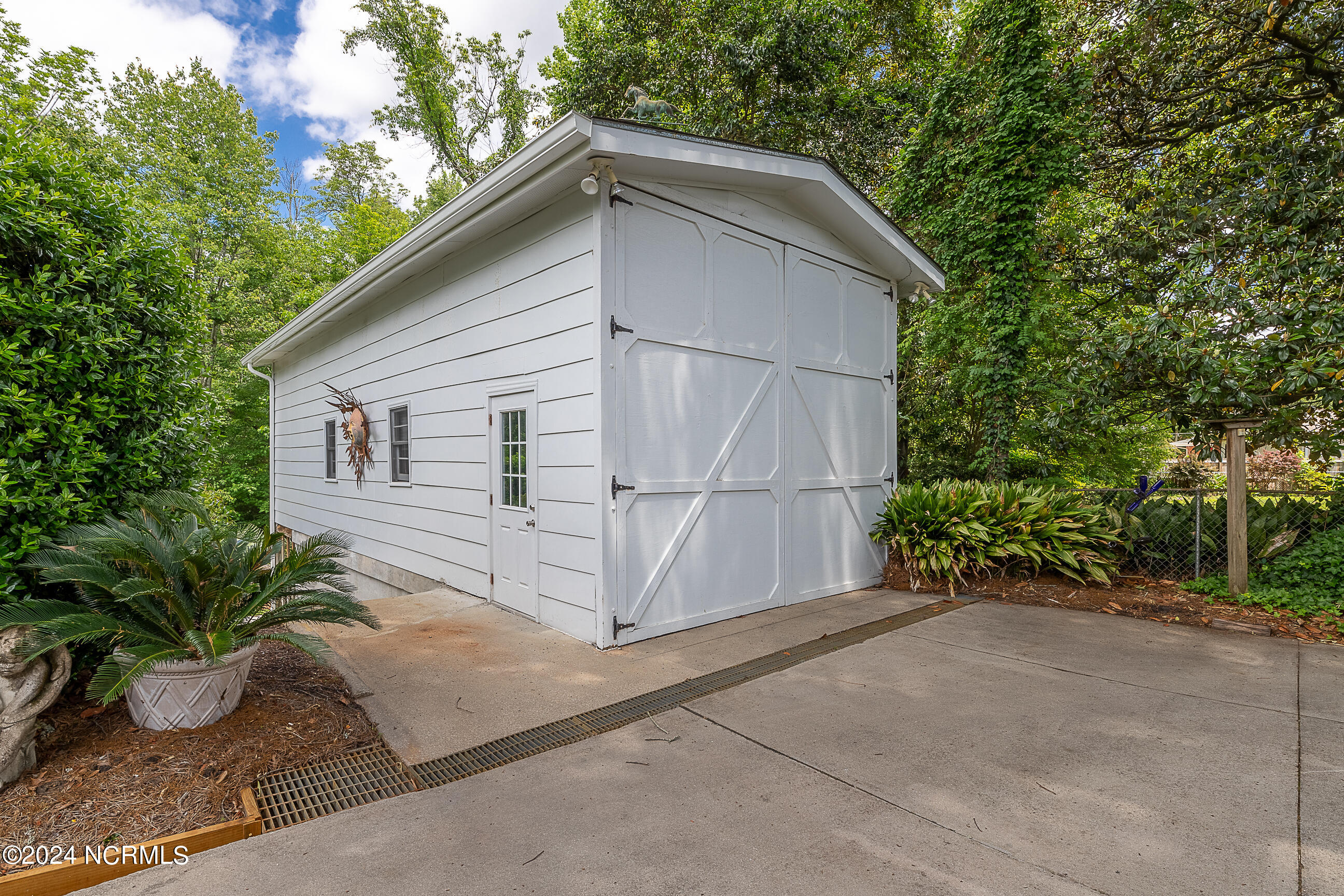 306 Woodland Drive Property Photo 49