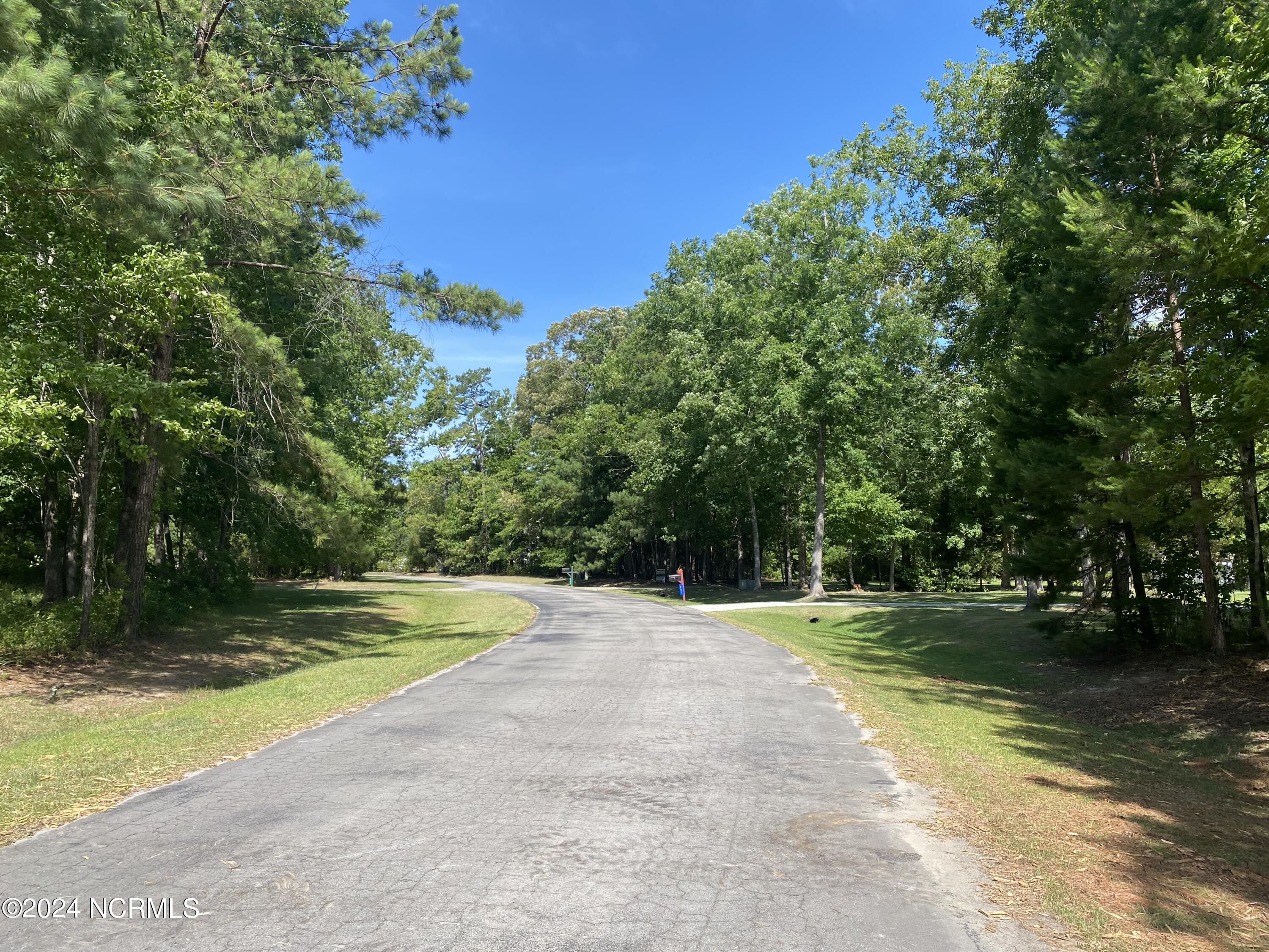 281 96 Winding Creek Drive Property Photo 15