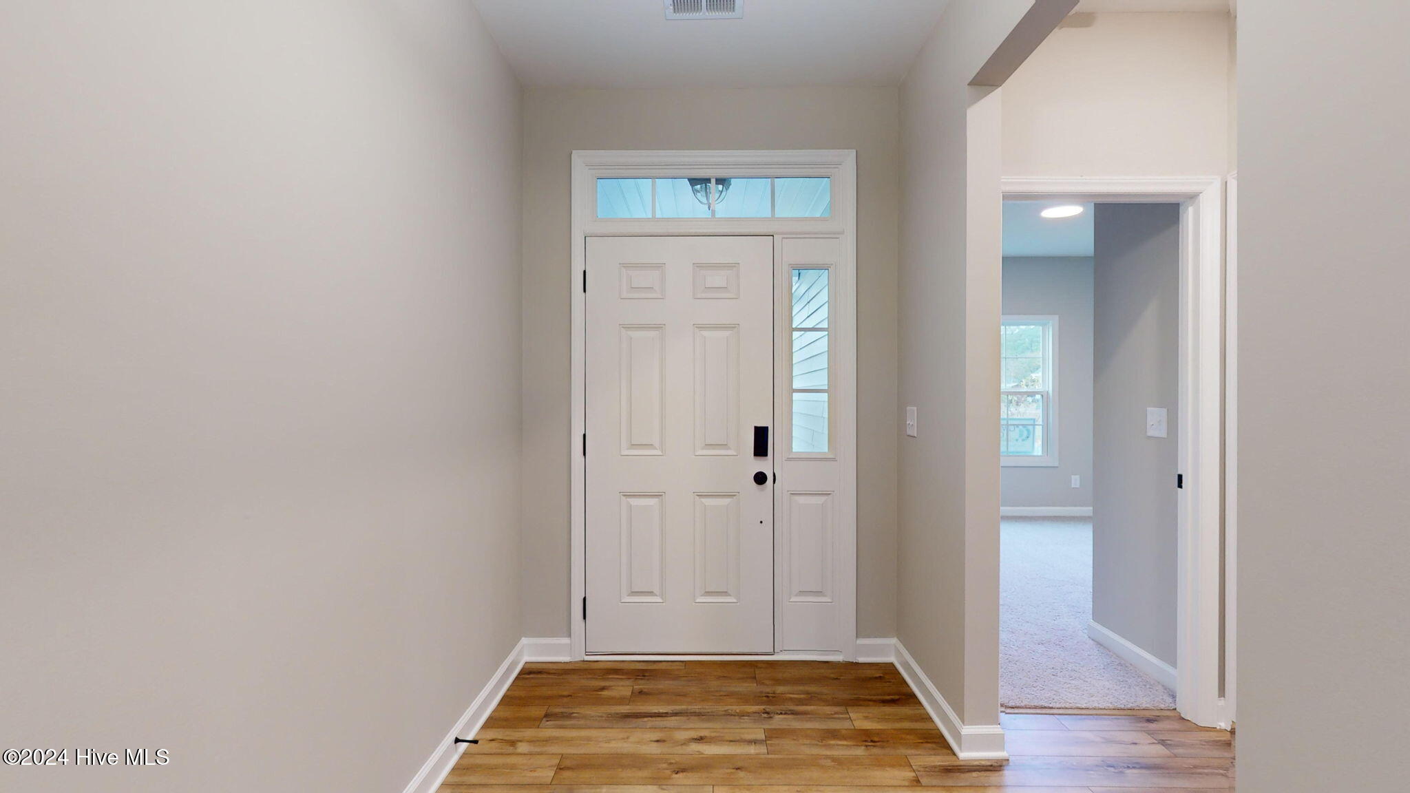 2863 Tucker Hill Drive Property Photo 3