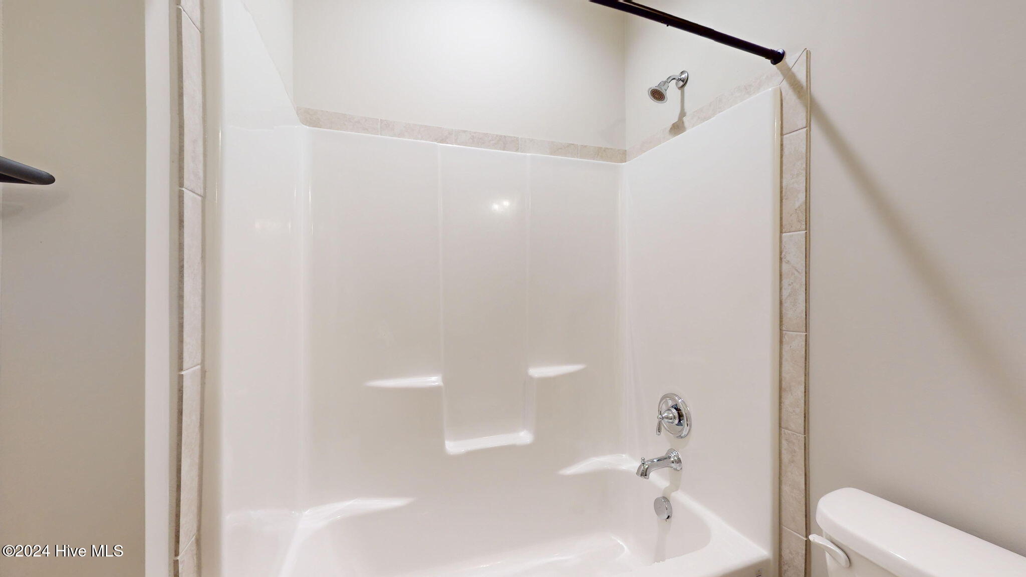 2863 Tucker Hill Drive Property Photo 16